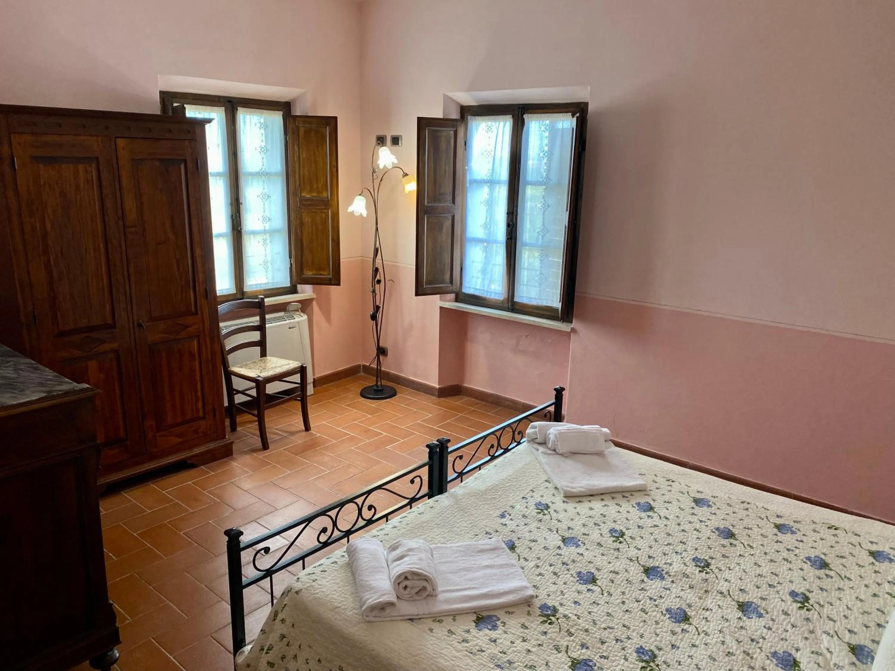 Bed in Villa Brignole