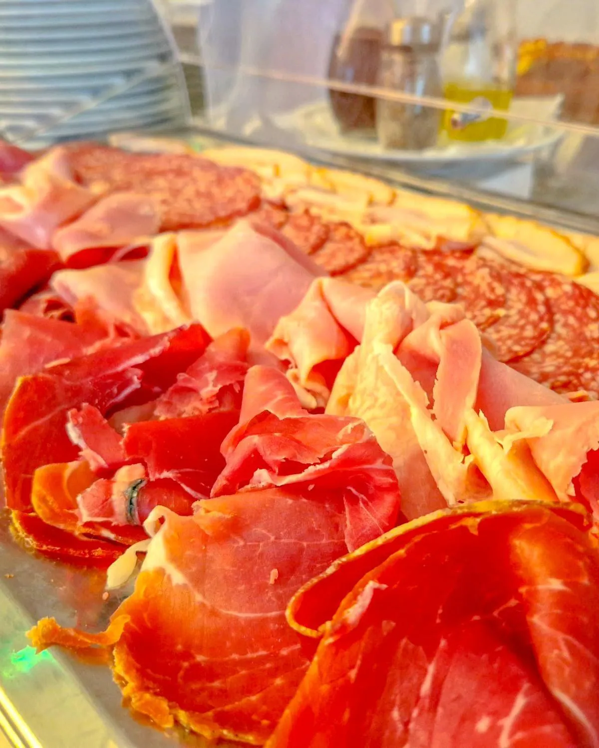 Restaurant/places to eat in Hotel Europa