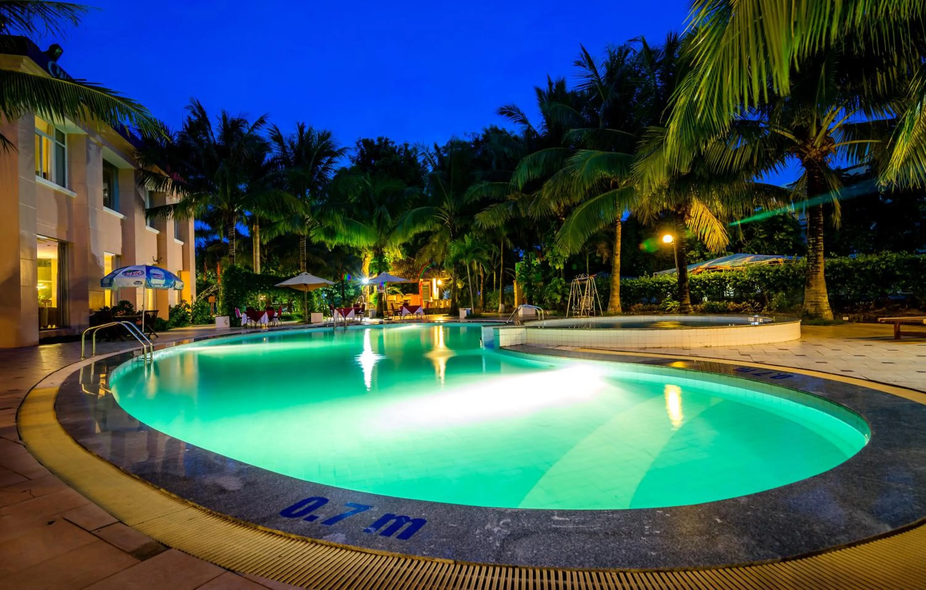Swimming pool in Sai Gon Kim Lien Hotel Vinh City