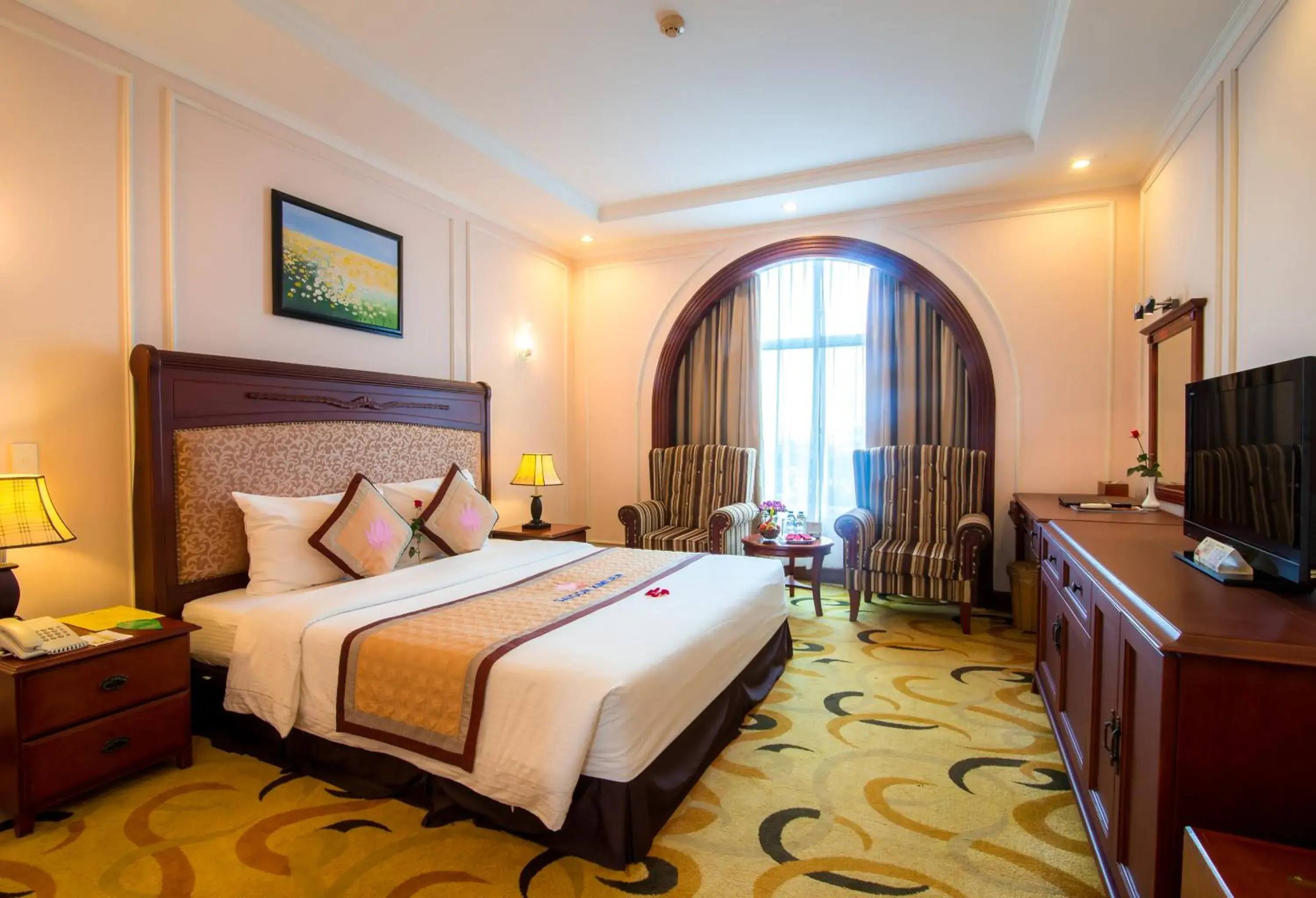 Suite in Sai Gon Kim Lien Hotel Vinh City Suite in Sai Gon Kim Lien Hotel Vinh City