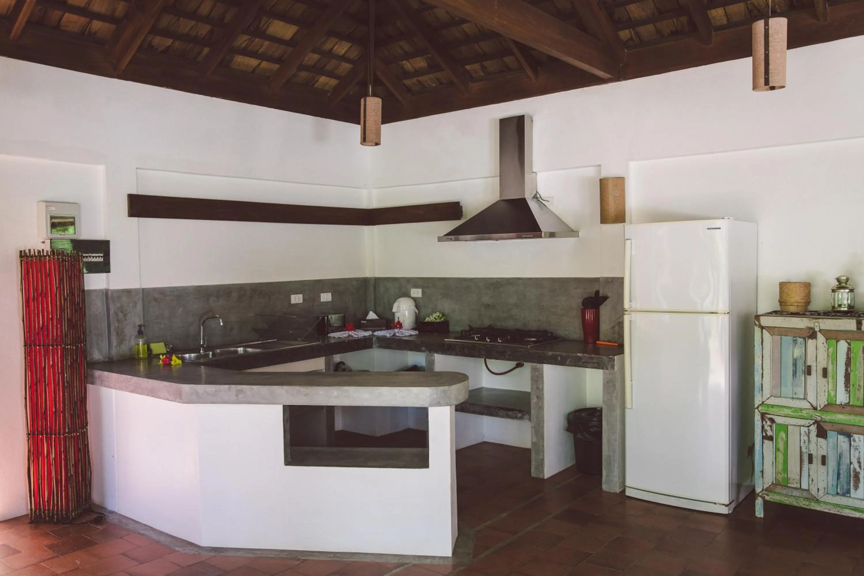 Kitchen or kitchenette in Koyao Bay Pavilions - Beach Resort and Pool Villas