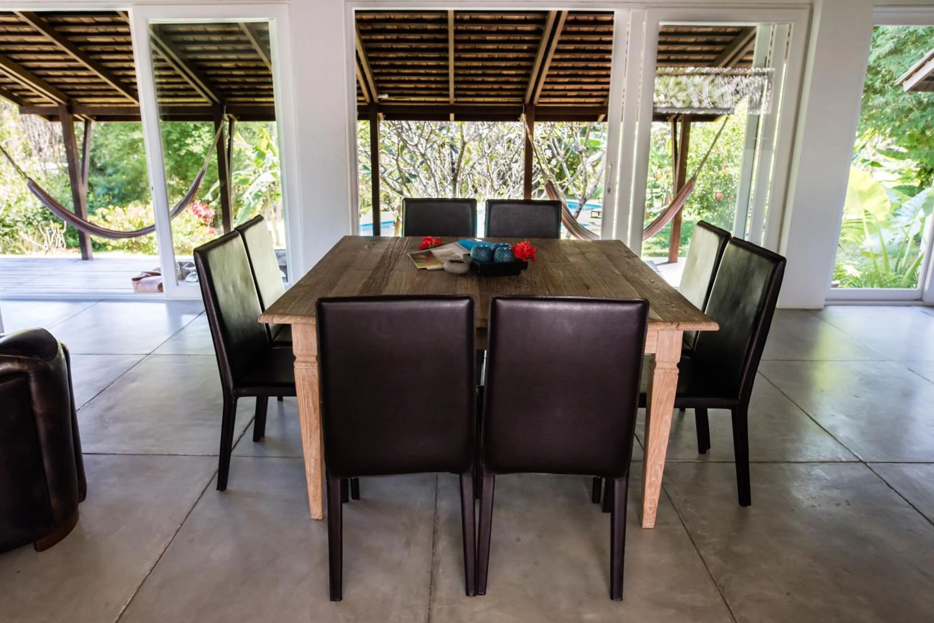 Dining area in Koyao Bay Pavilions - Beach Resort and Pool Villas