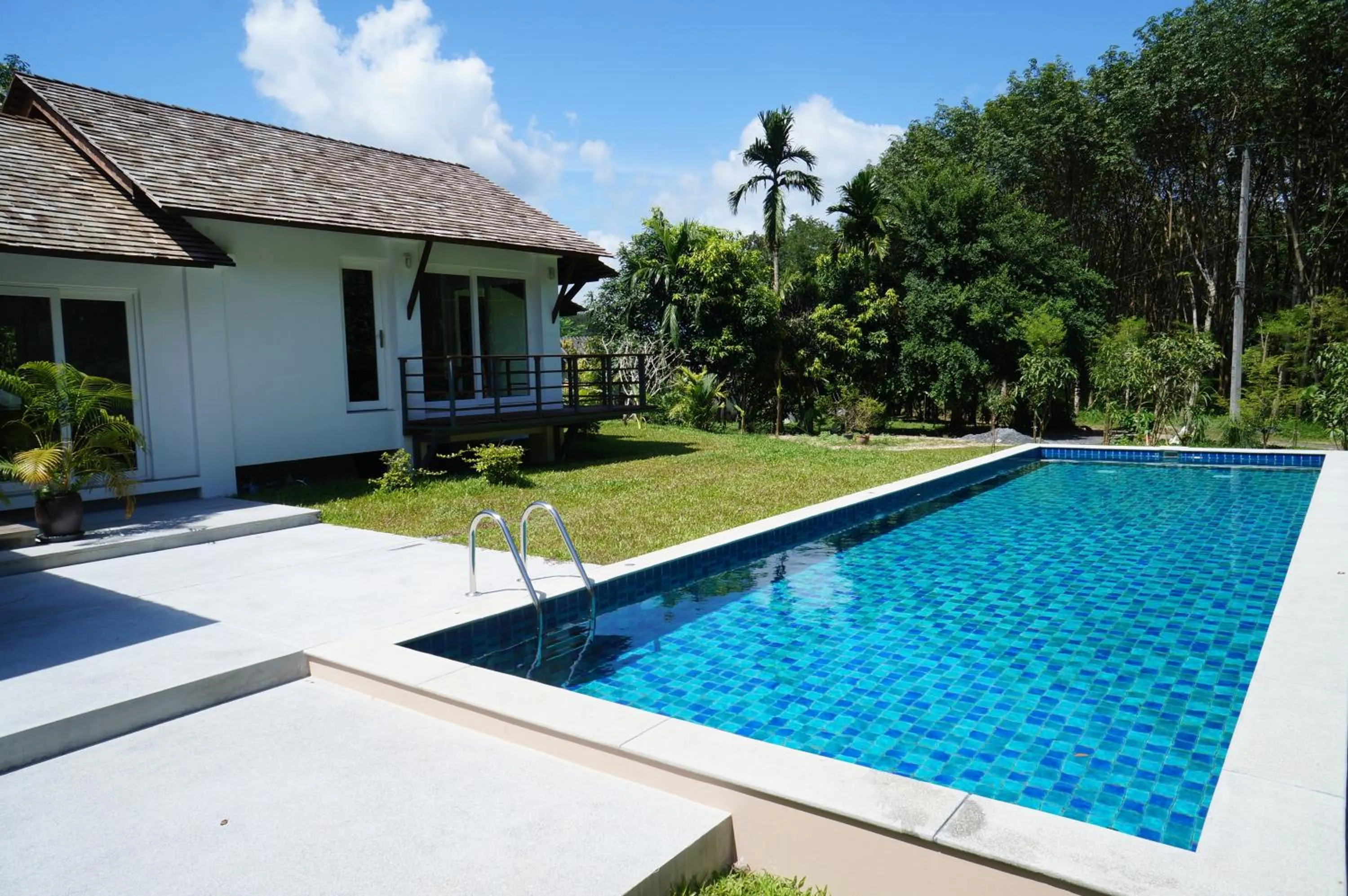 Garden in Koyao Bay Pavilions - Beach Resort and Pool Villas