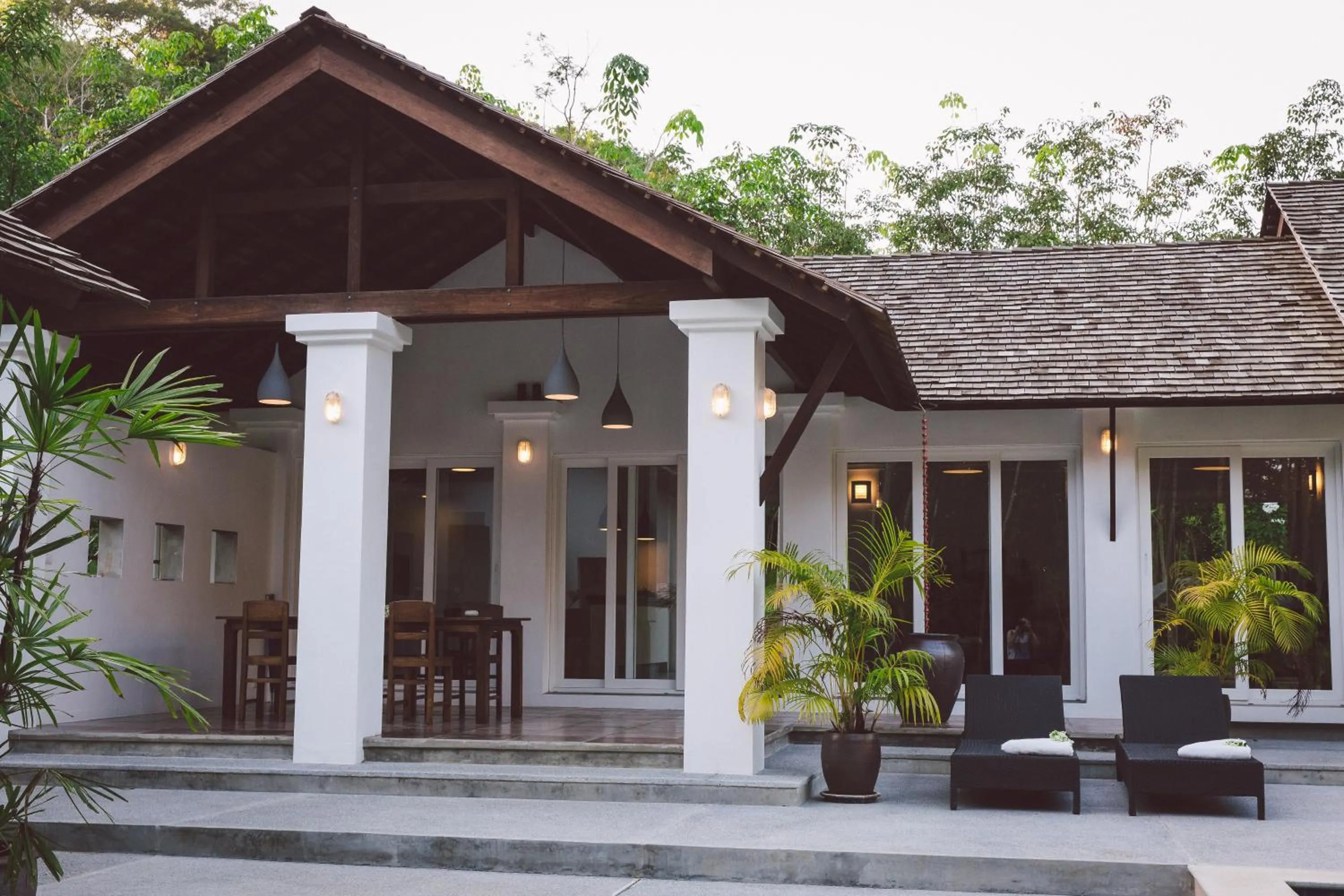 Patio in Koyao Bay Pavilions - Beach Resort and Pool Villas