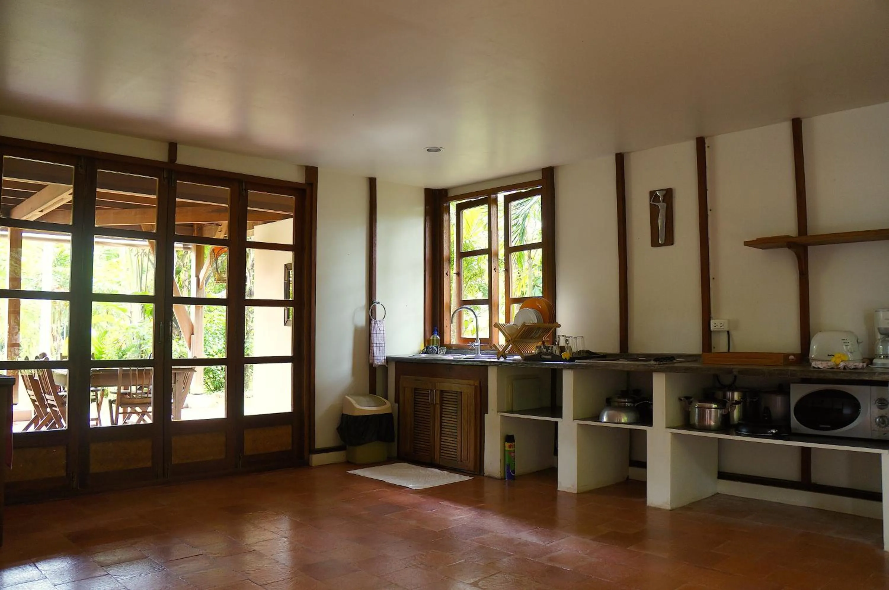 Kitchen or kitchenette in Koyao Bay Pavilions - Beach Resort and Pool Villas