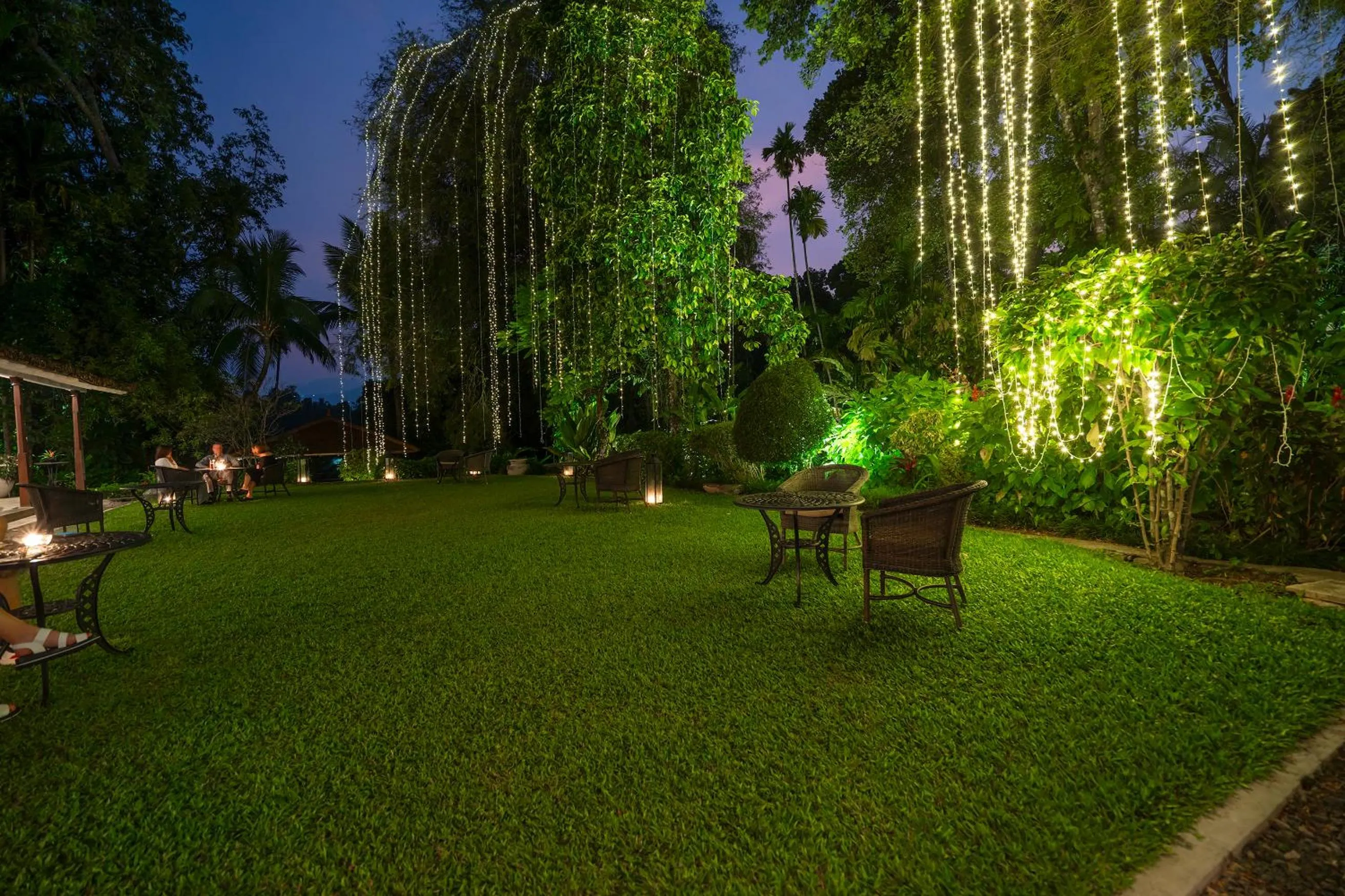 Restaurant/places to eat in The Kandy House