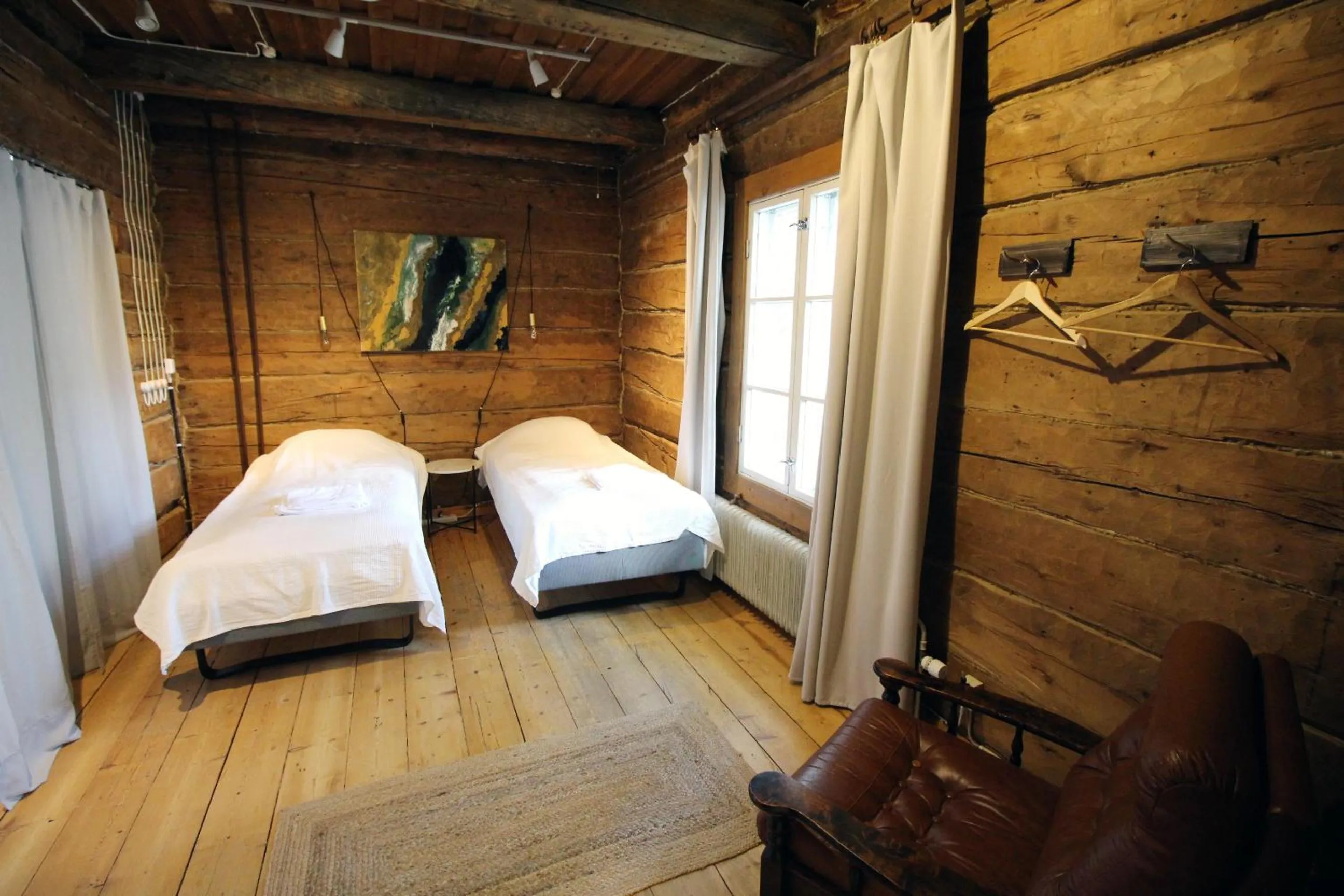 Bedroom, Bed in LAURI Historical Log House Manor