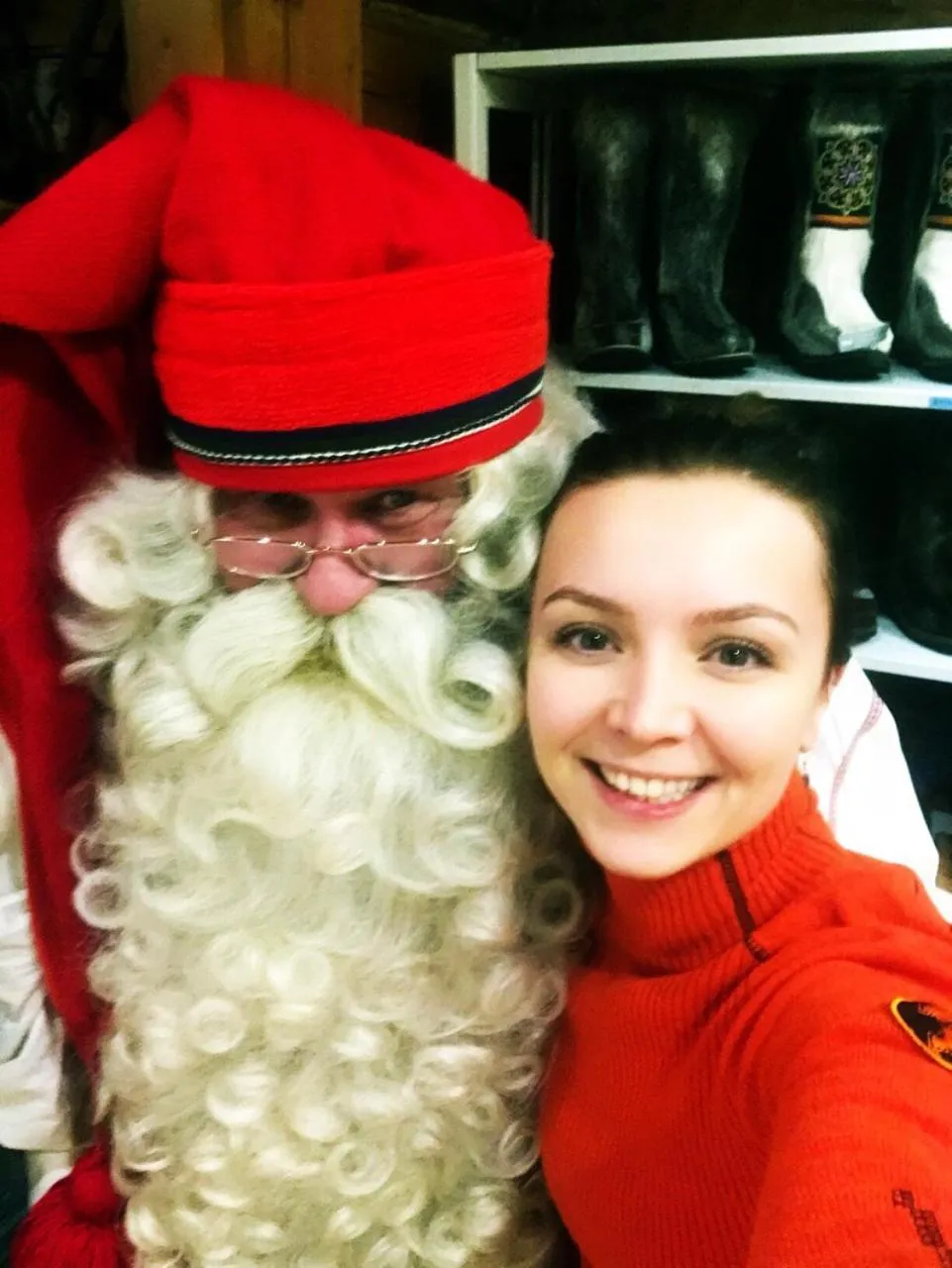 On-site shops in LAURI Historical Log House Manor