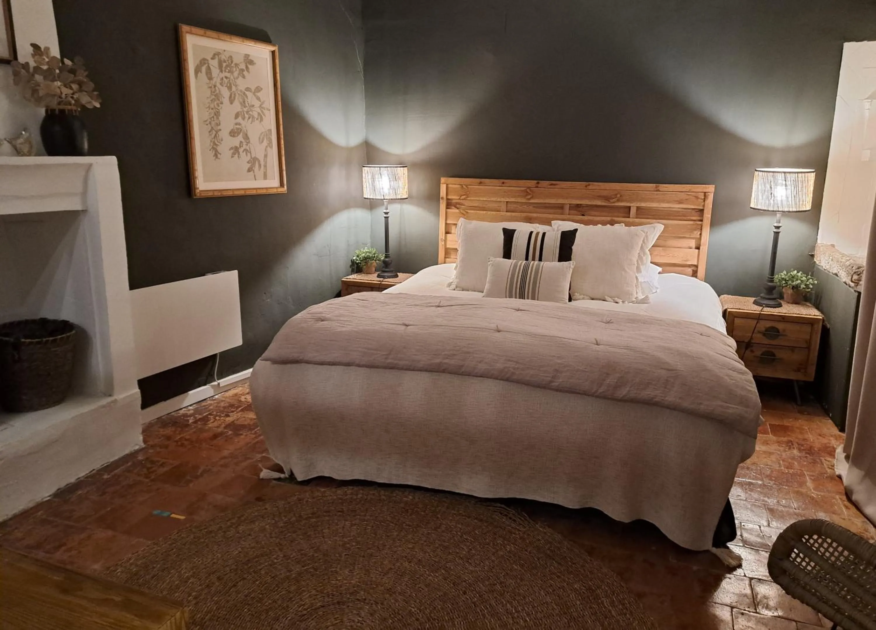 Bedroom, Bed in Hôtel Le Patio de Sophie