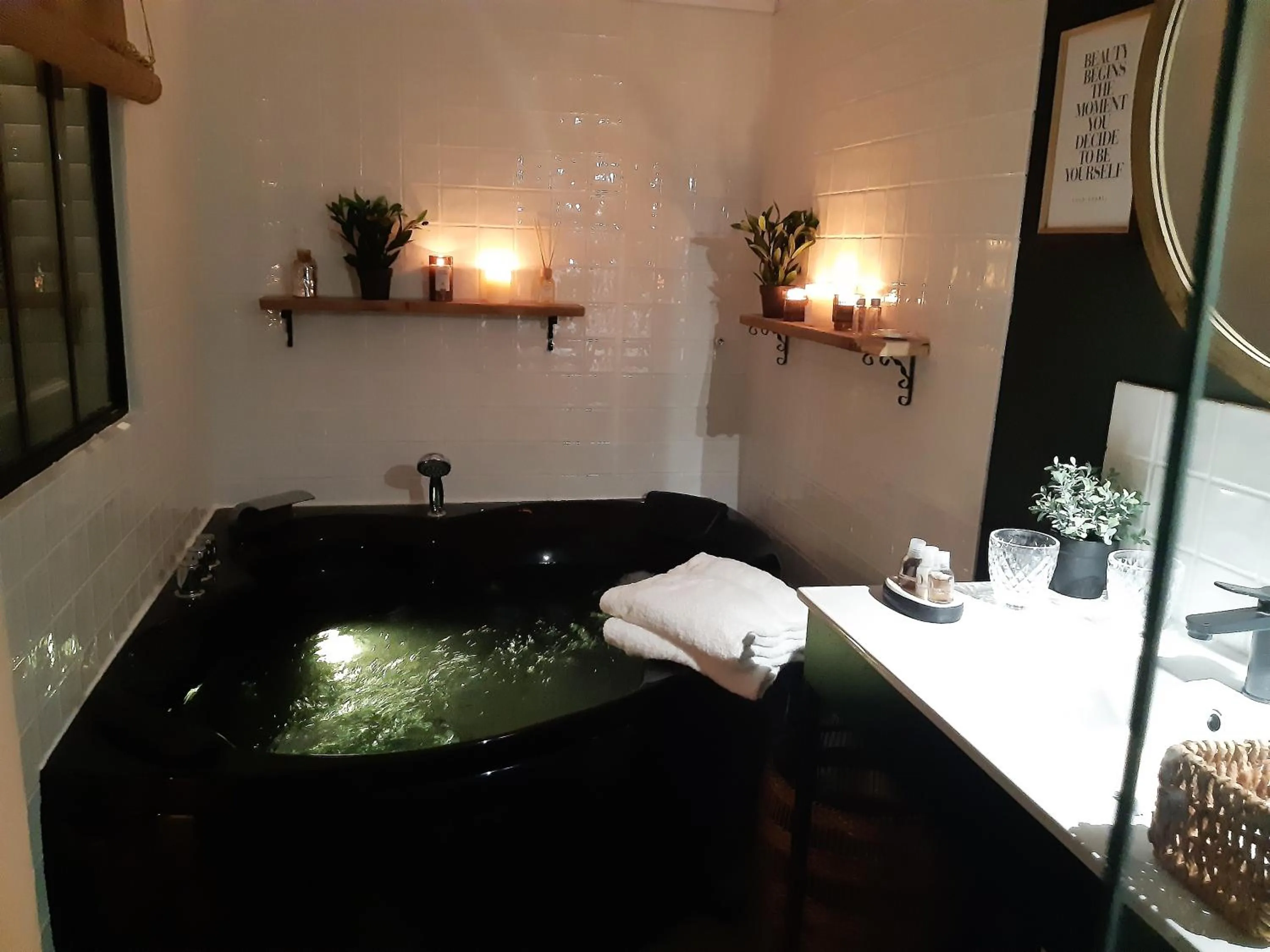 Property building in Hôtel Le Patio de Sophie