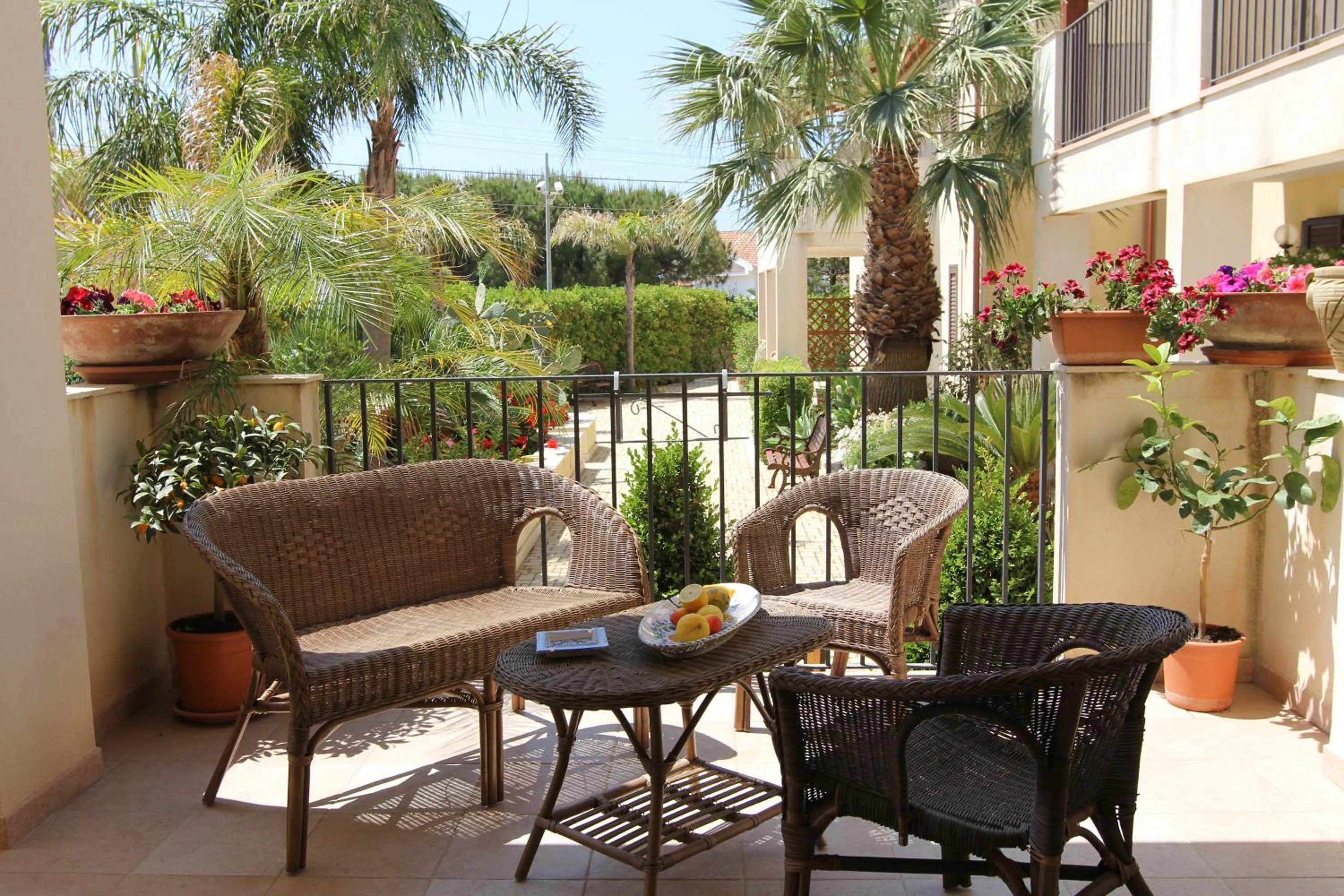 Day in Residence Casa Del Mar Sicilia