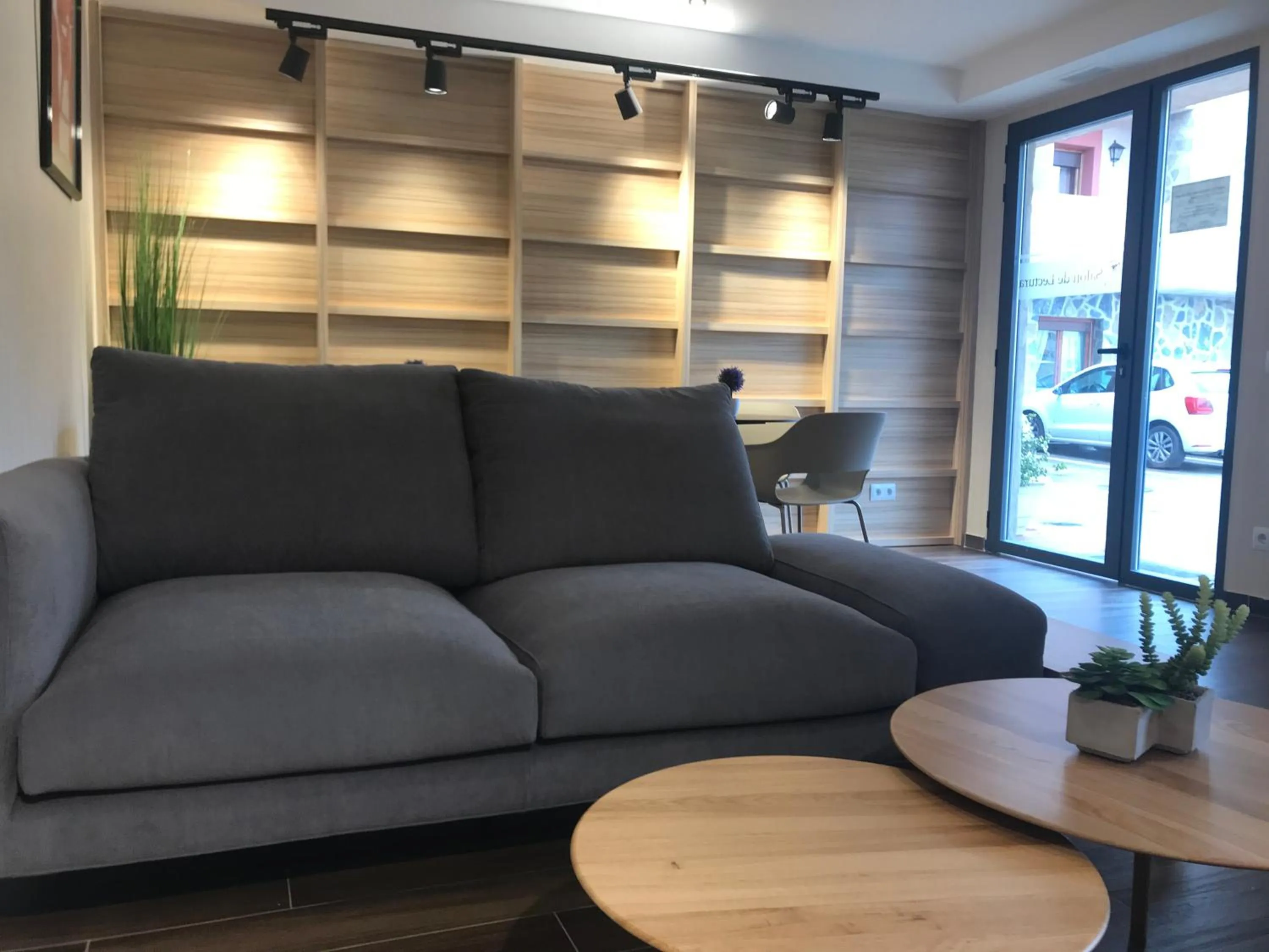 Library in Hotel Doña Blanca