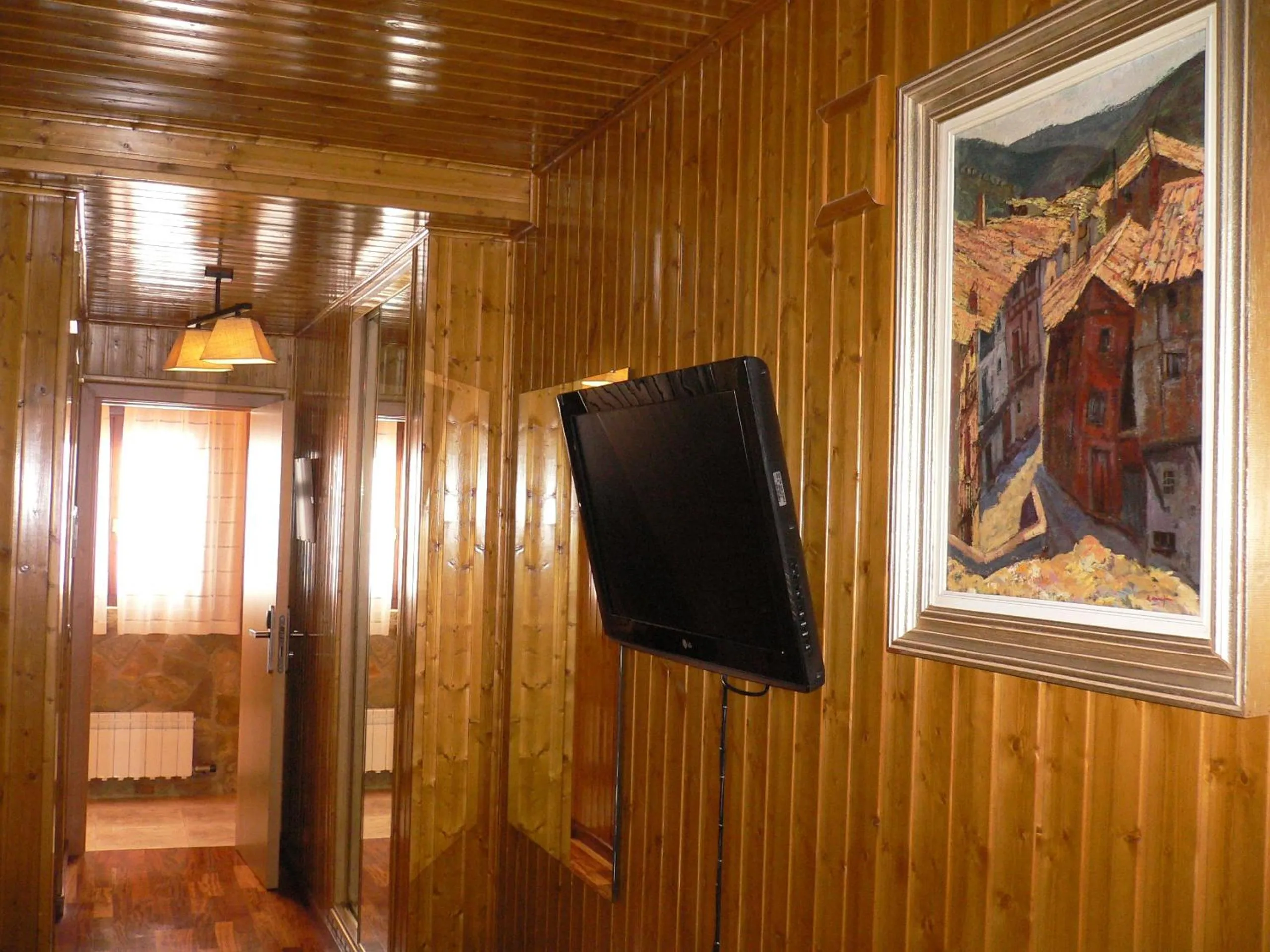 TV and multimedia in Hotel Doña Blanca