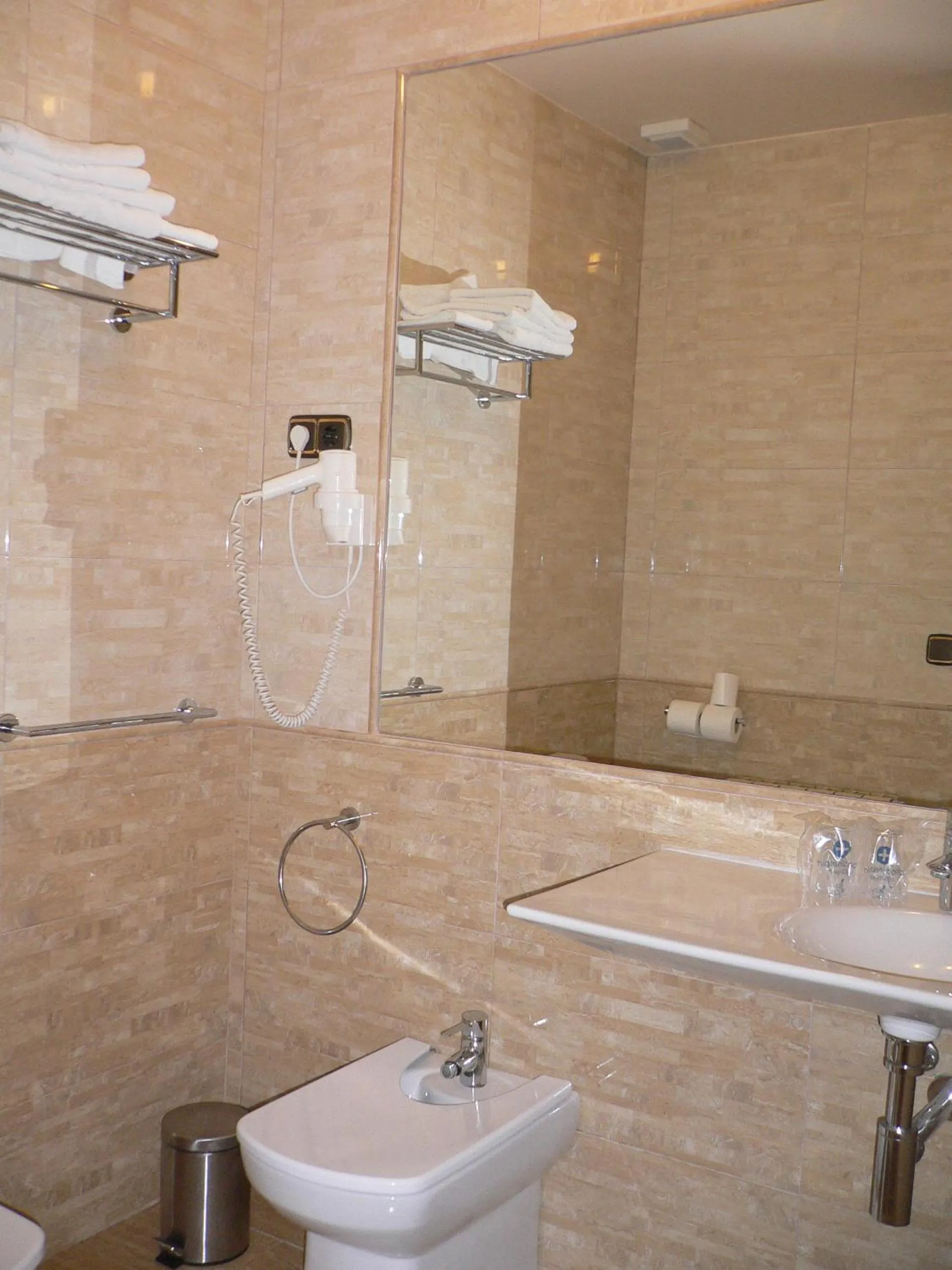 Bathroom in Hotel Doña Blanca