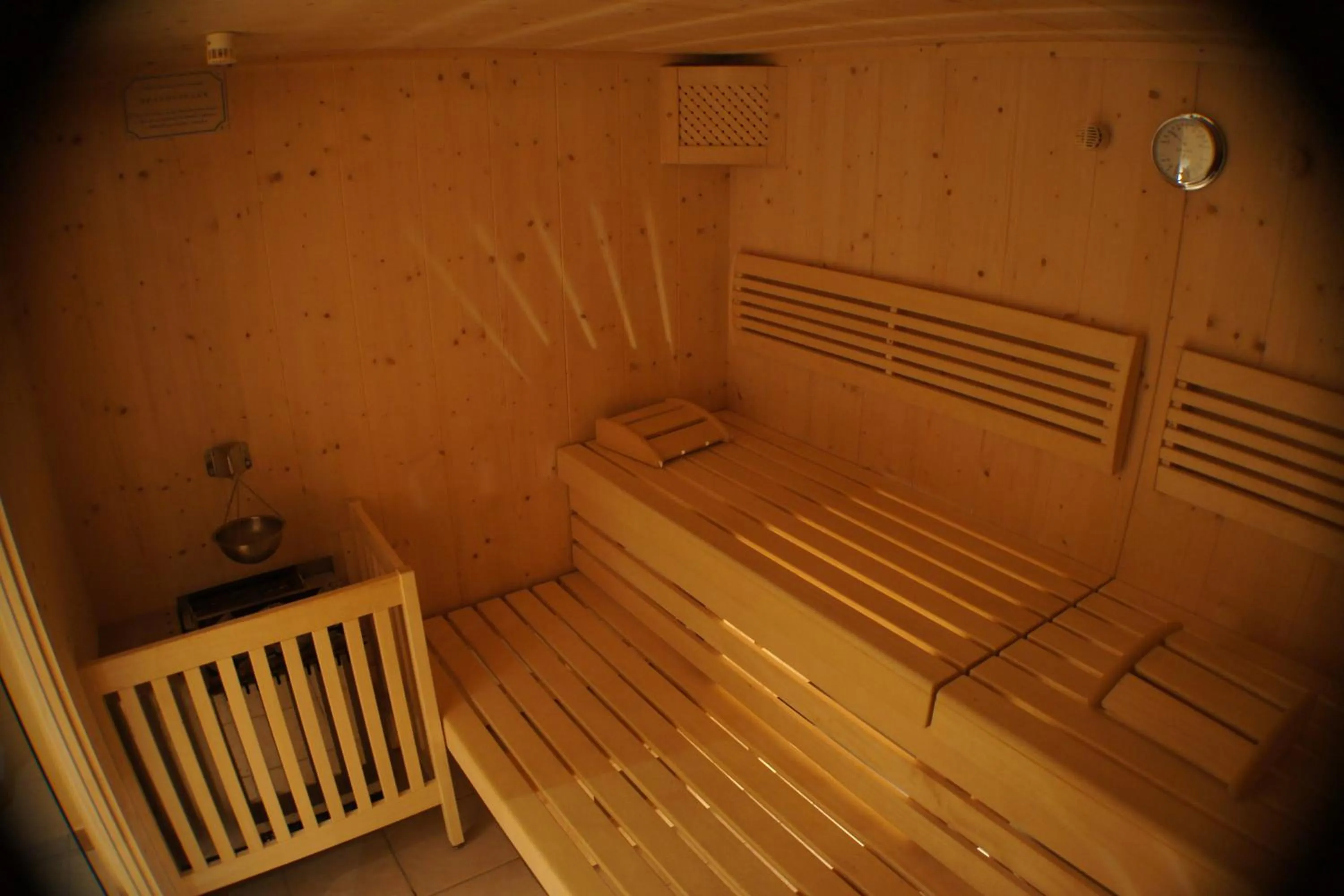 Spa and wellness centre/facilities, Bed in Hotel Sonneck