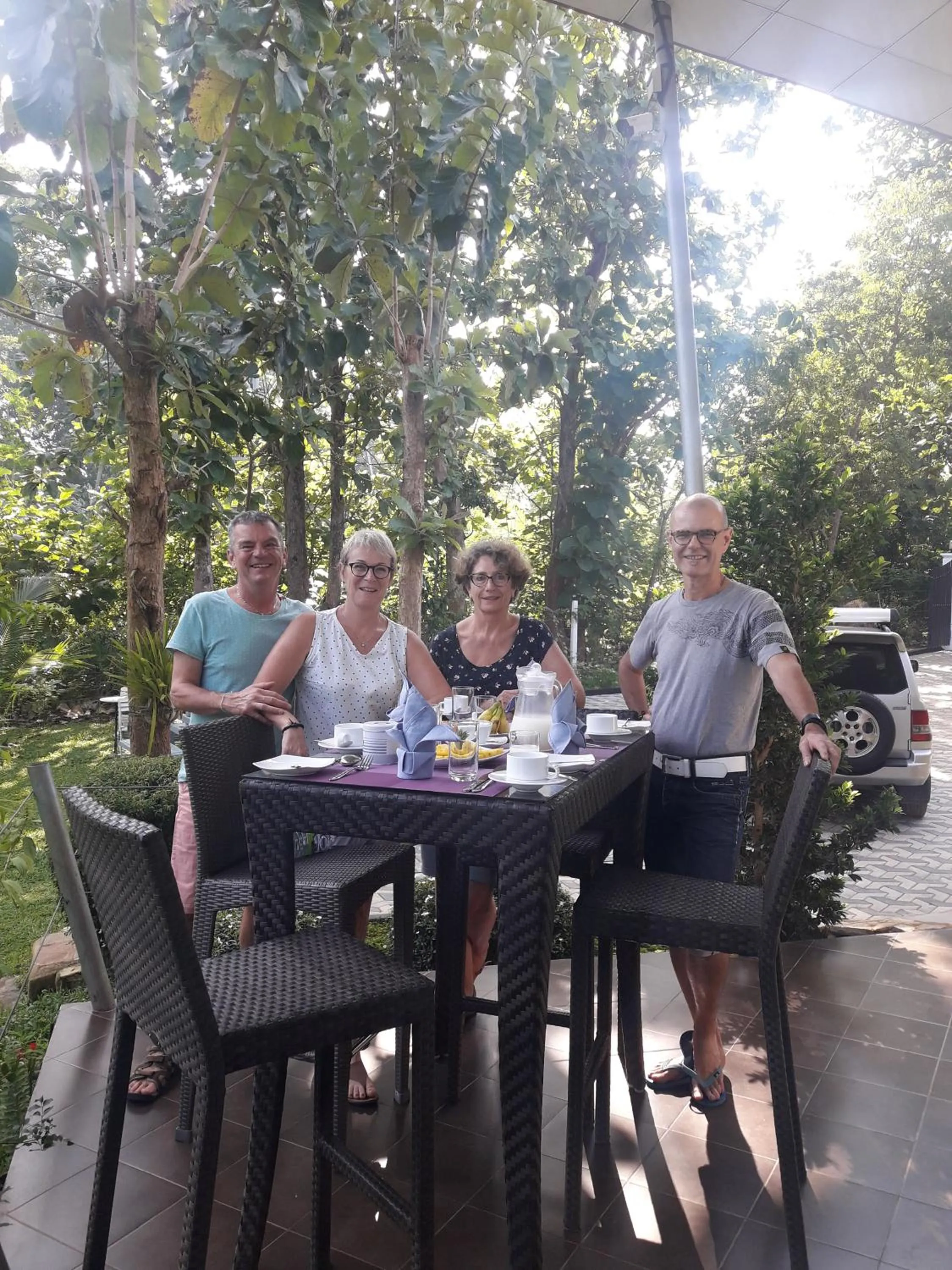 Restaurant/places to eat in Vimanra Udawalawa