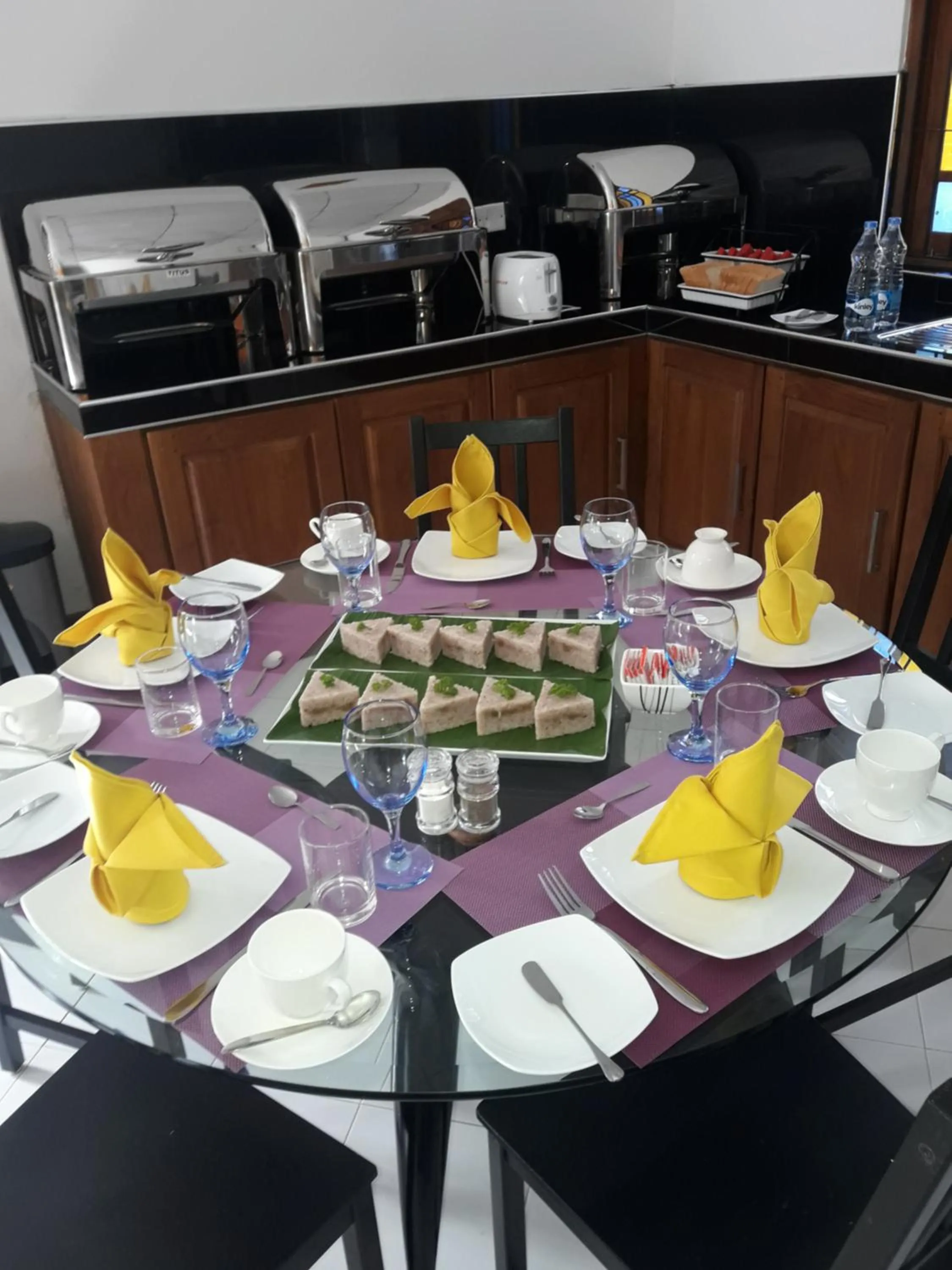 Restaurant/places to eat in Vimanra Udawalawa