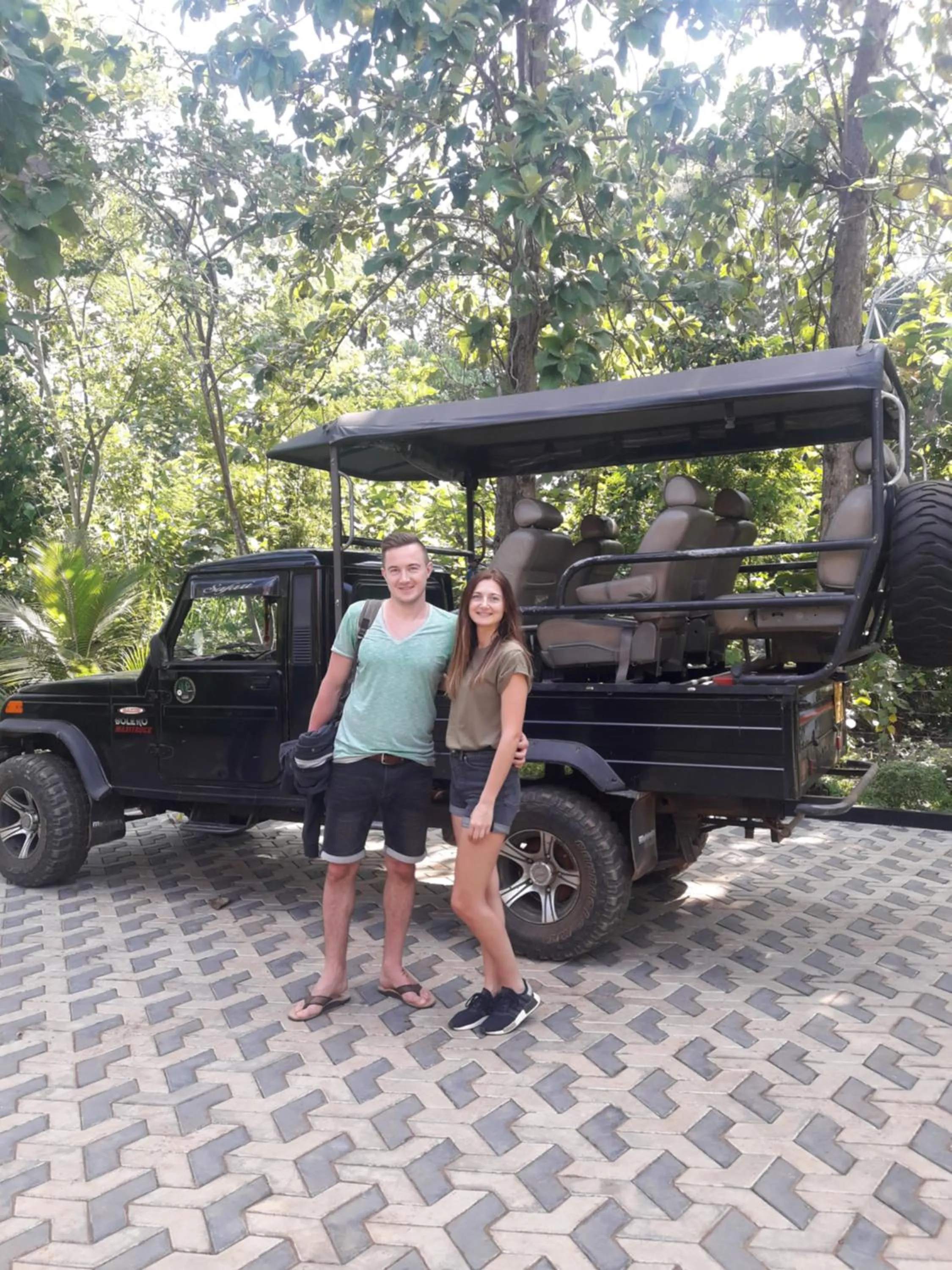 group of guests in Vimanra Udawalawa
