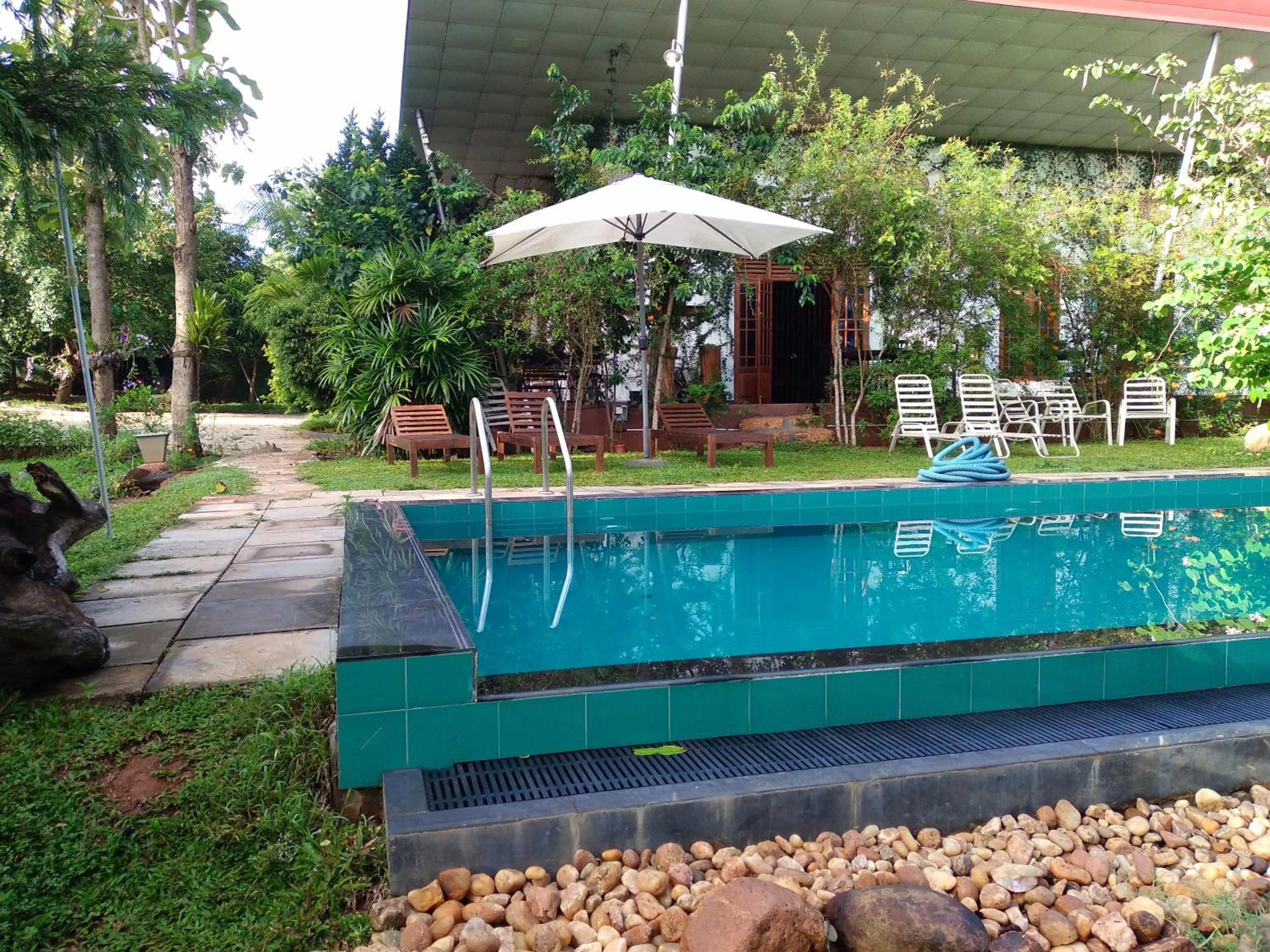 Property building in Vimanra Udawalawa