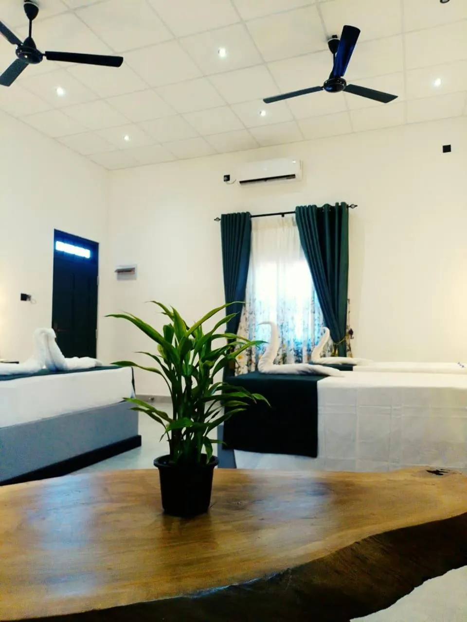 air conditioner in Vimanra Udawalawa