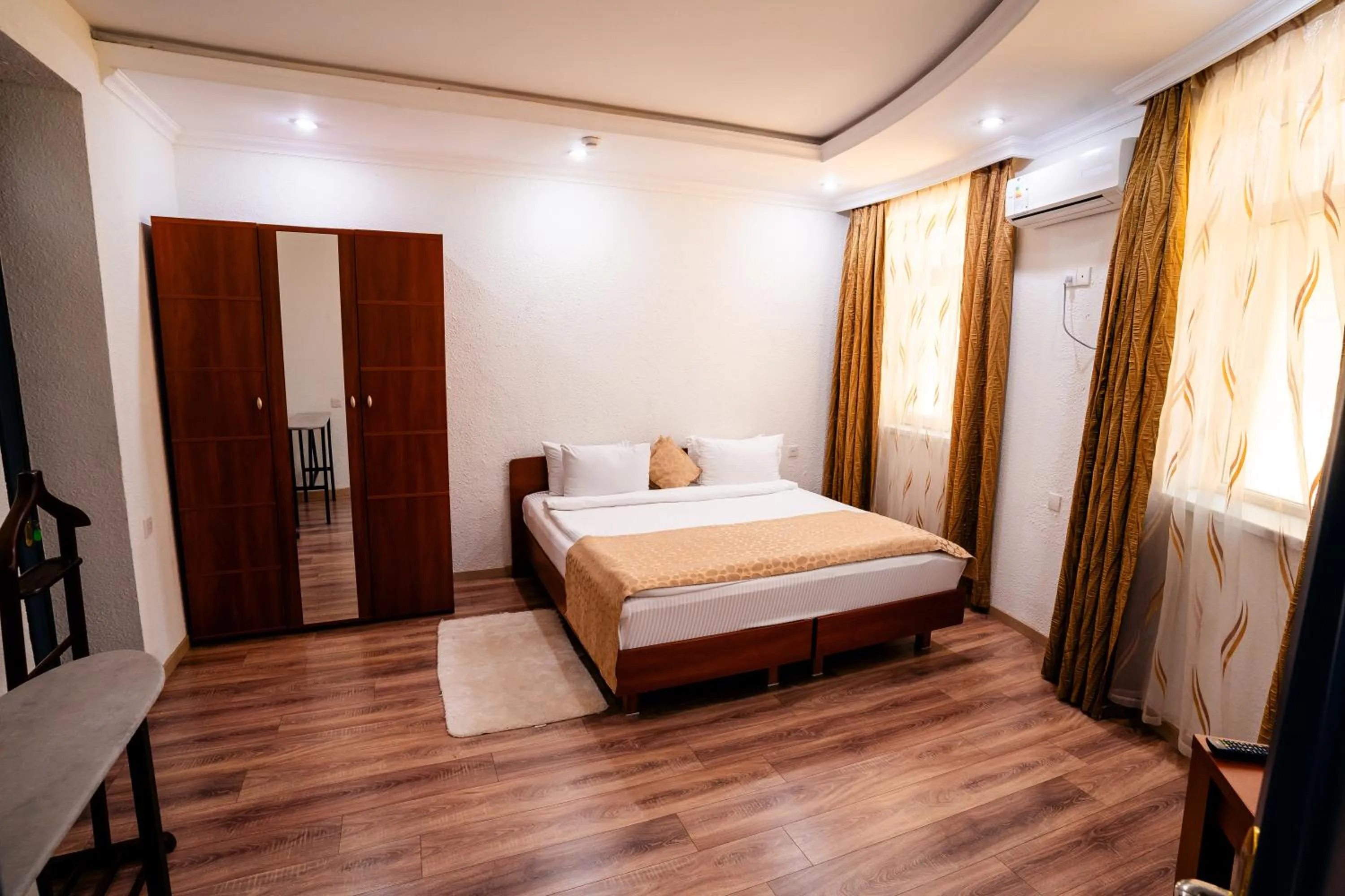 Bed in Panorama Villa Lux Hotel