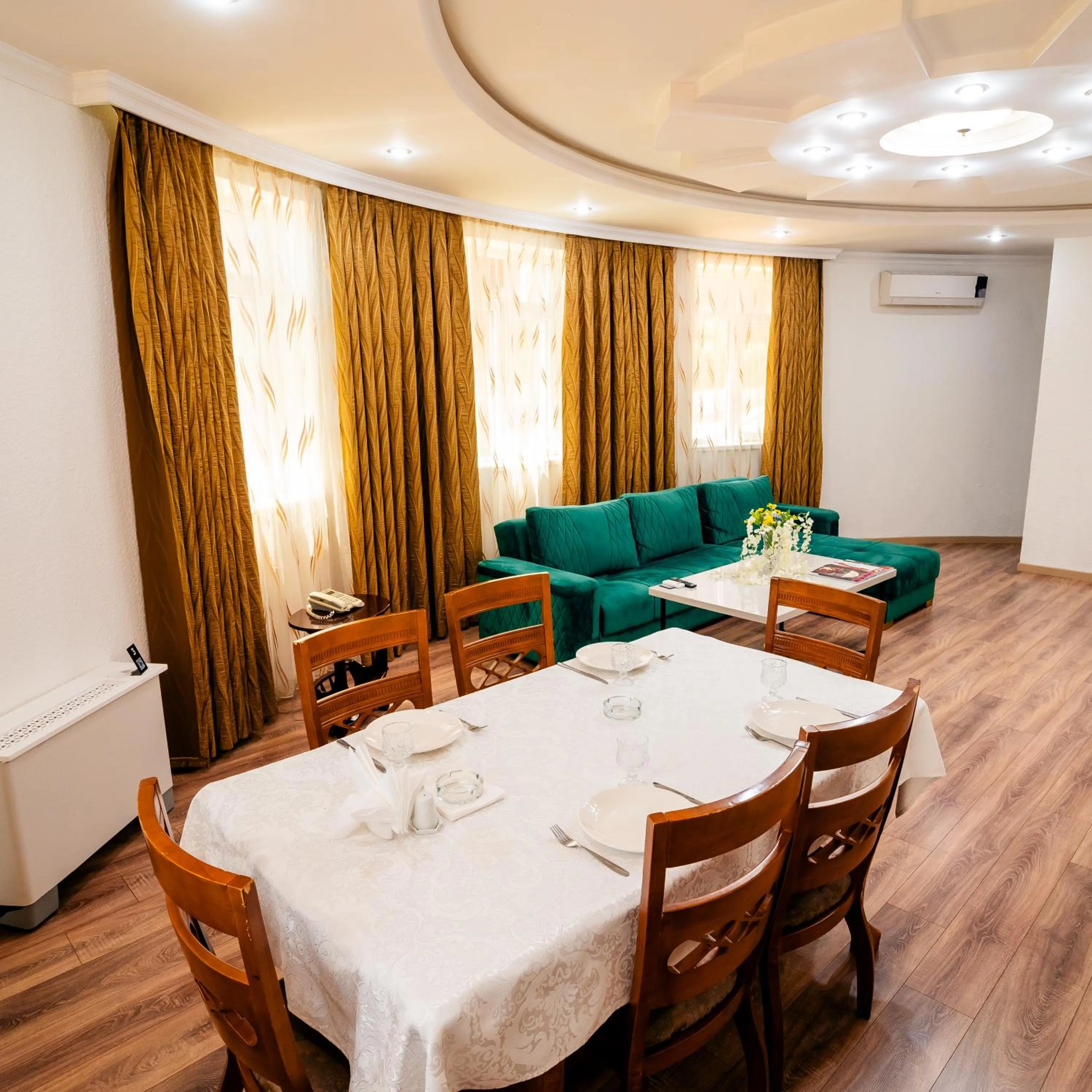 Living room in Panorama Villa Lux Hotel