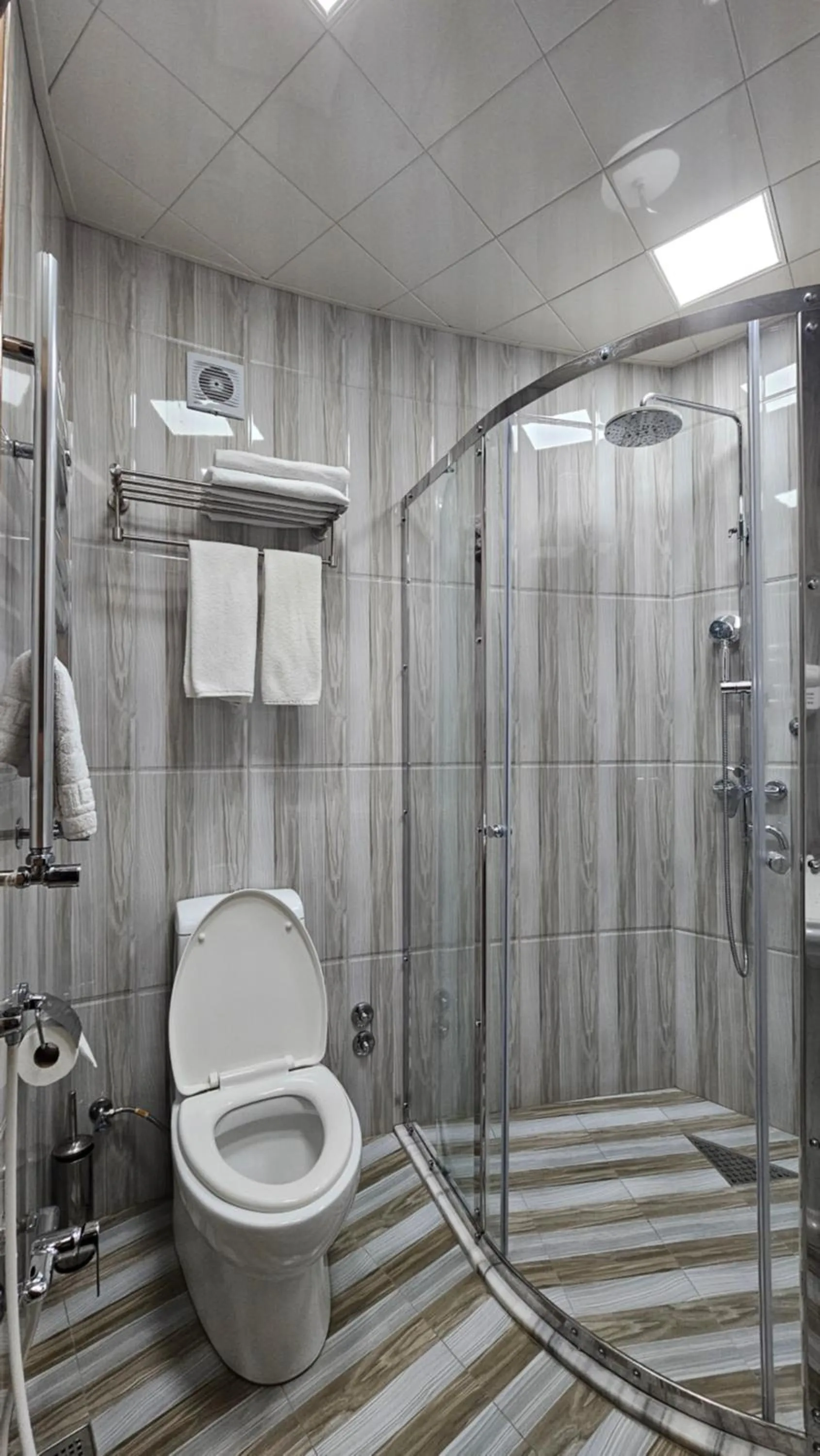 Bathroom in Panorama Villa Lux Hotel