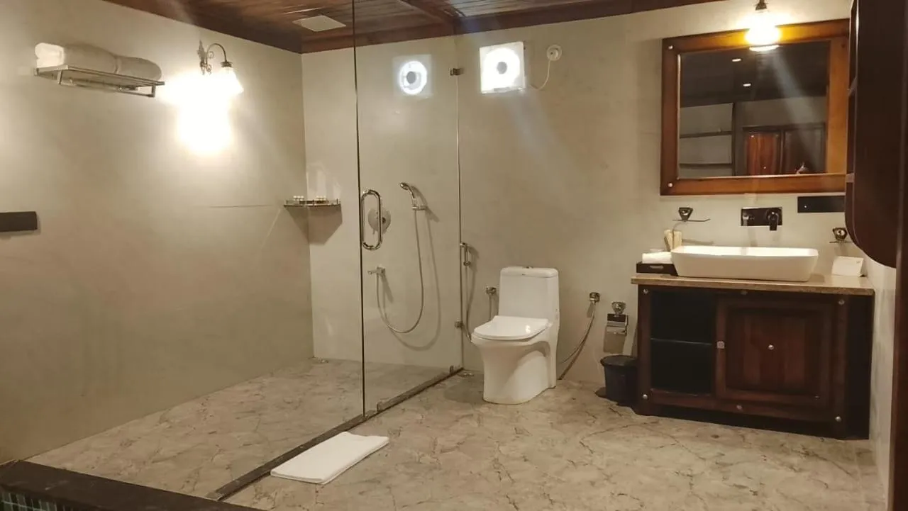 Toilet in Rawai Luxury Tents Pushkar