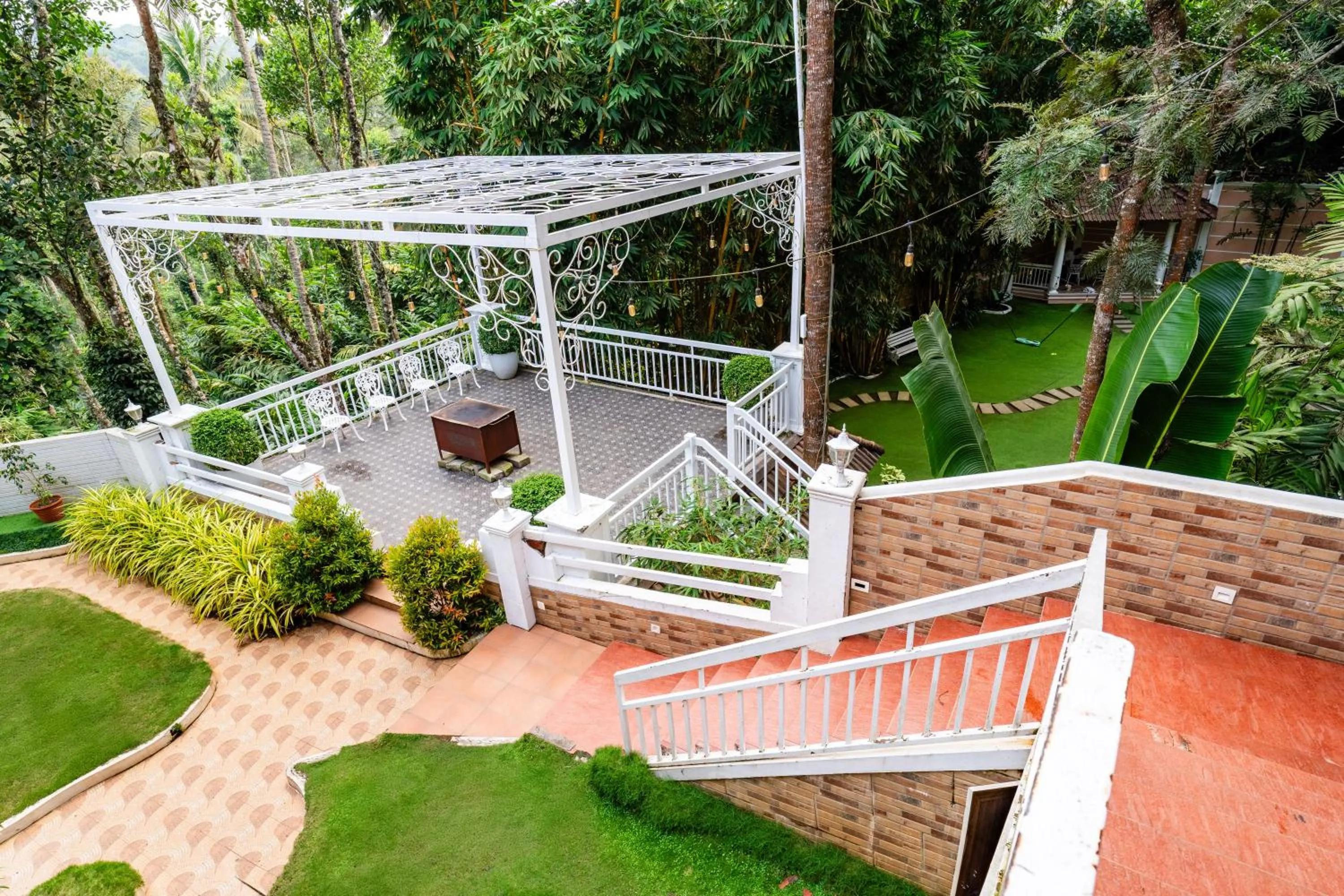 Crown Valley Thekkady