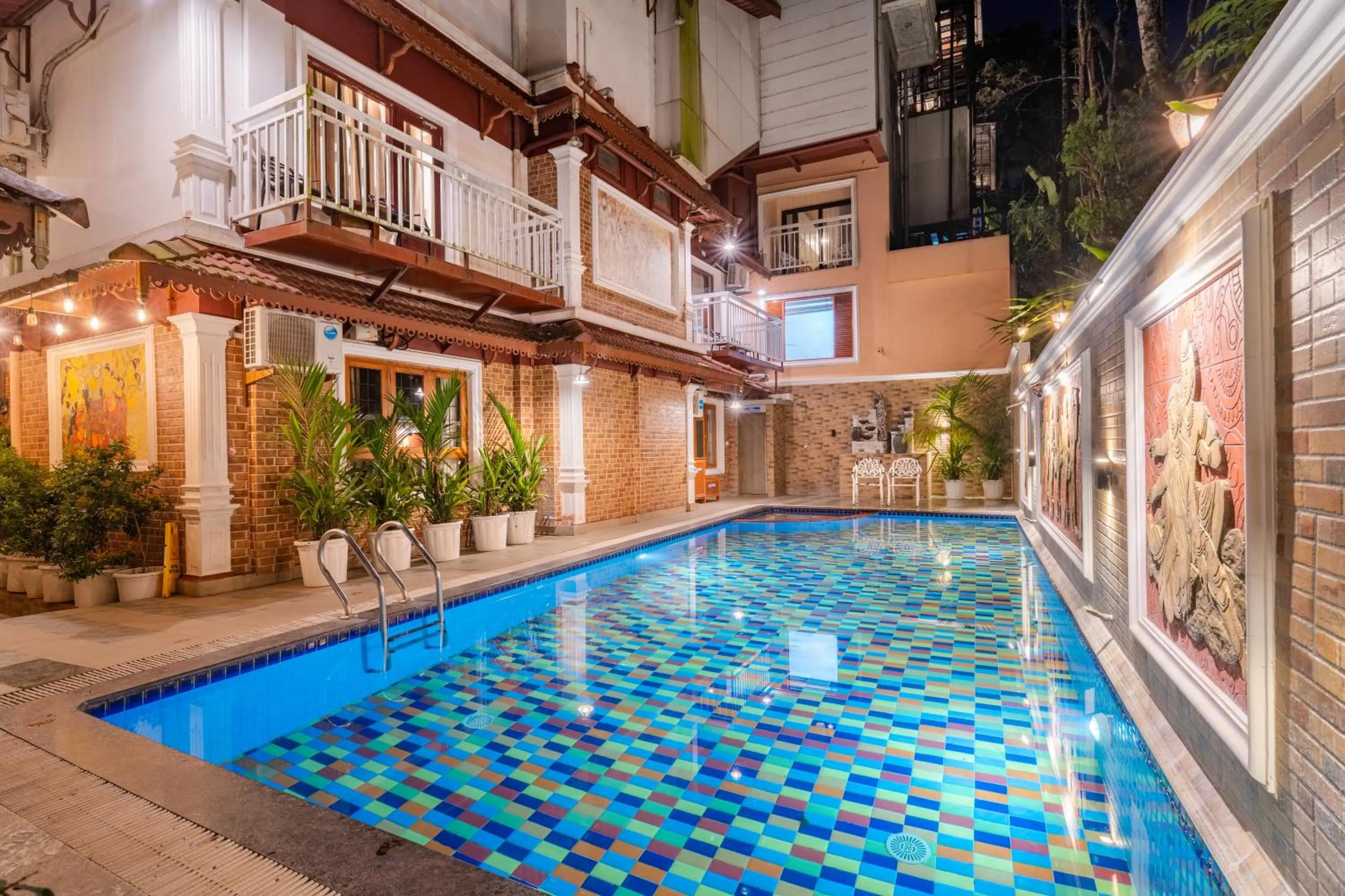 Crown Valley Thekkady