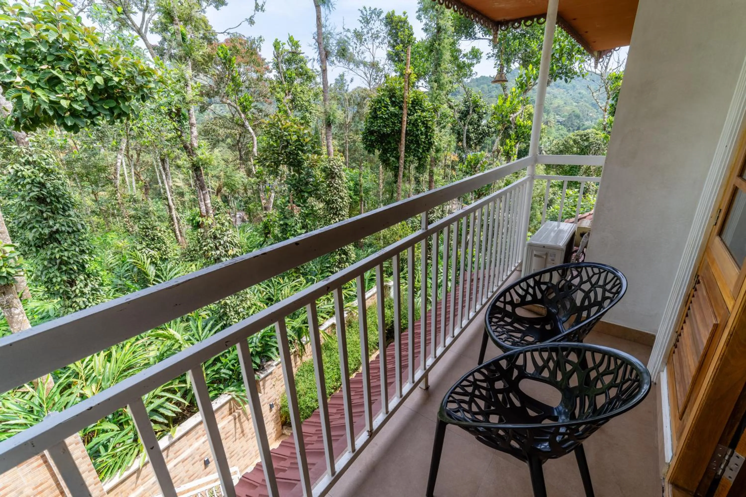 Crown Valley Thekkady