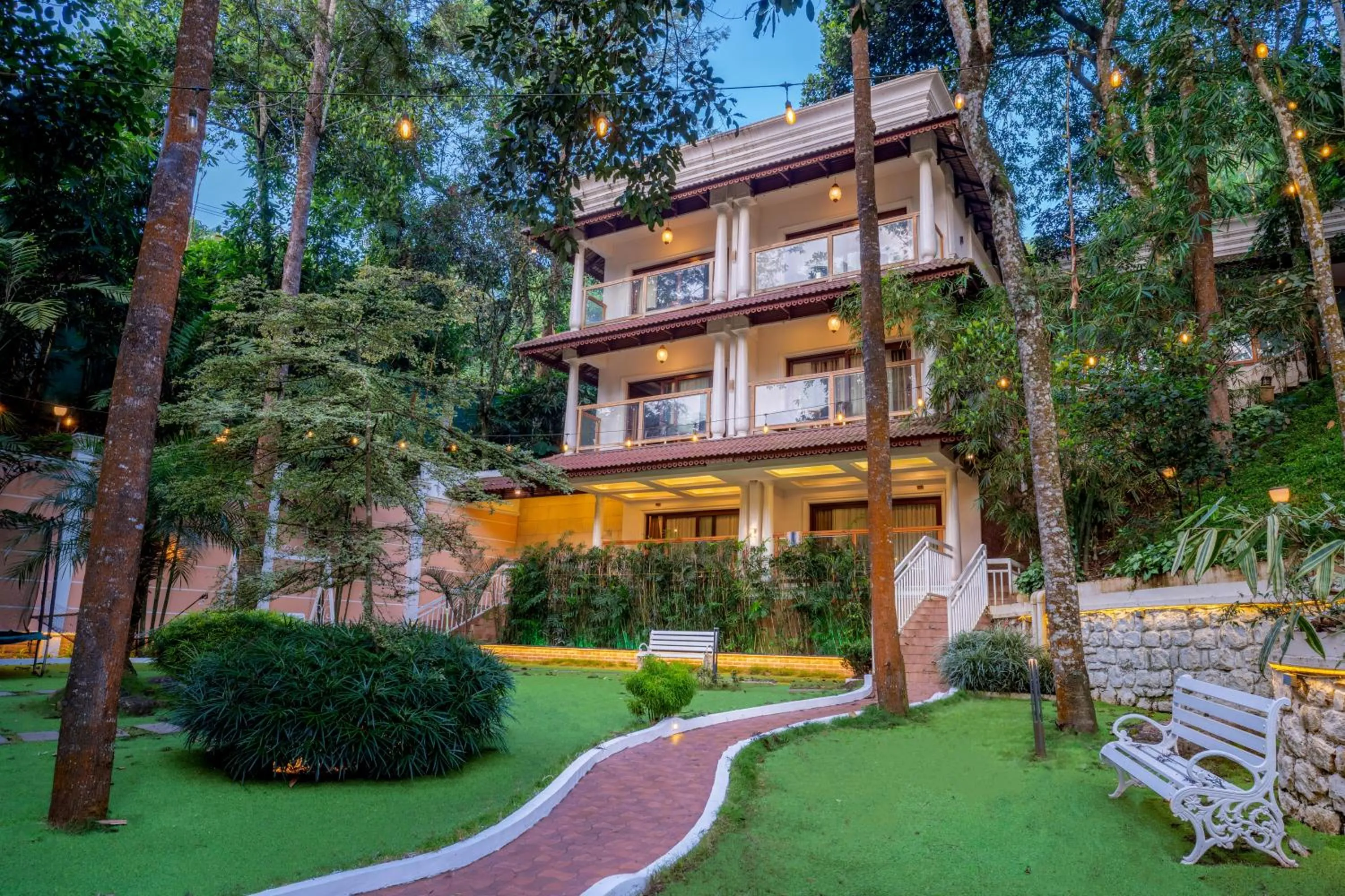 Crown Valley Thekkady