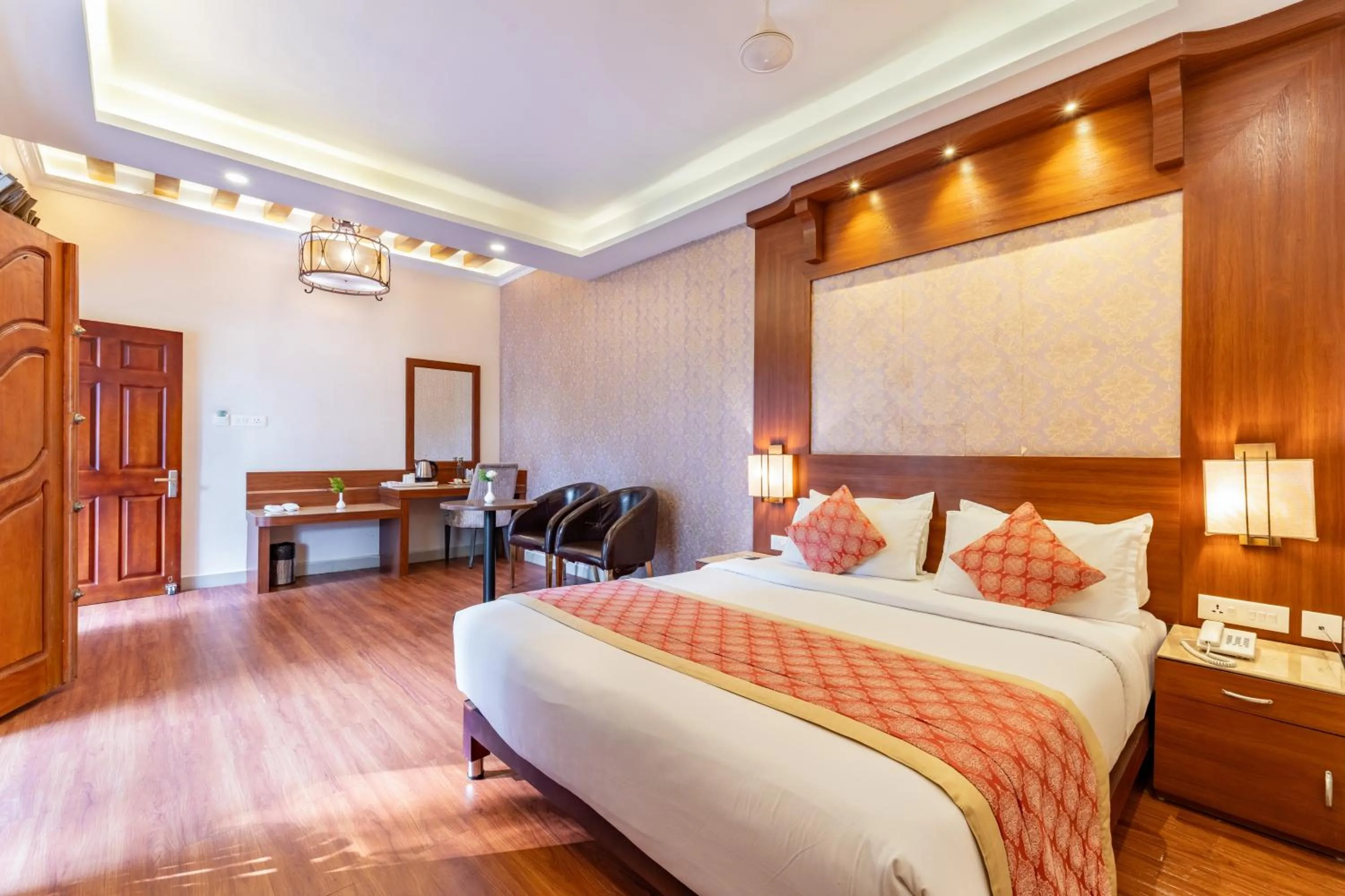 Bed in Crown Valley Thekkady