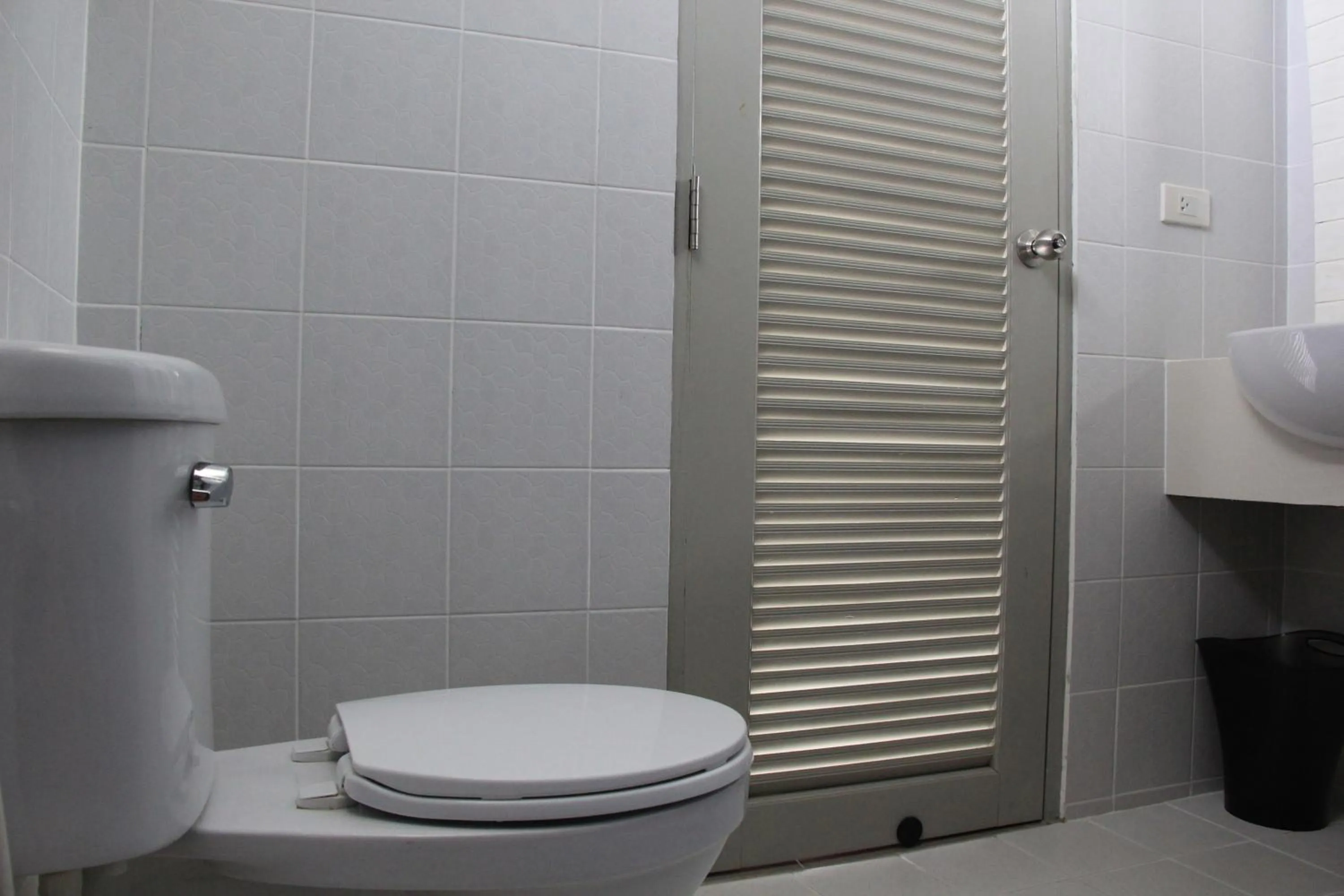 Bathroom in Dinar Lodge