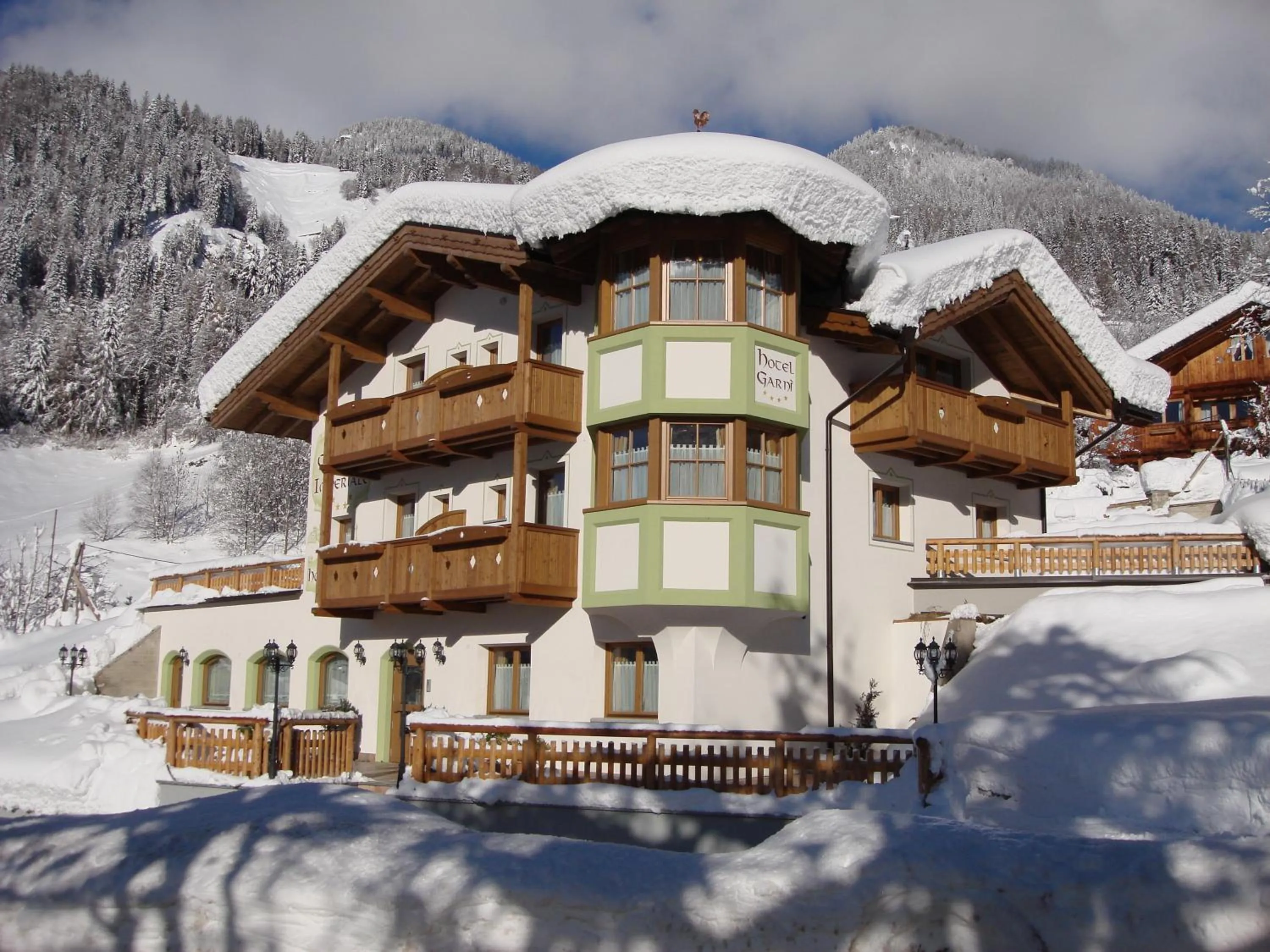 Property building in Chalet Campiglio Imperiale