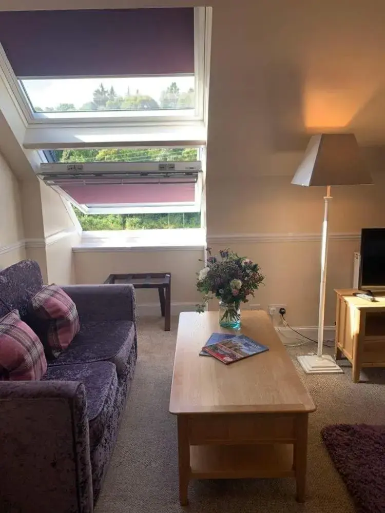 Family Room (2 Adults + 1 Child) in The Inn on the Tay Family Room (2 Adults + 1 Child) in The Inn on the Tay