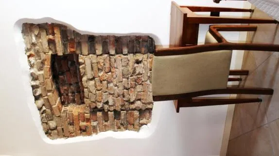 Decorative detail in La Filanda