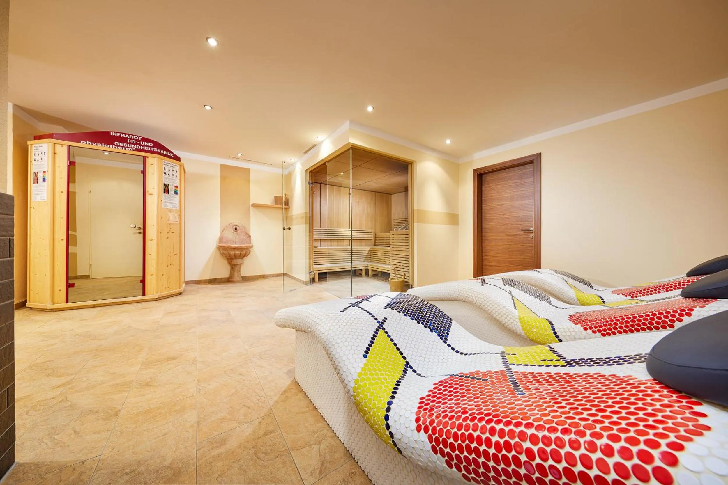 Spa and wellness centre/facilities, Bed in Hotel Sunny Sölden