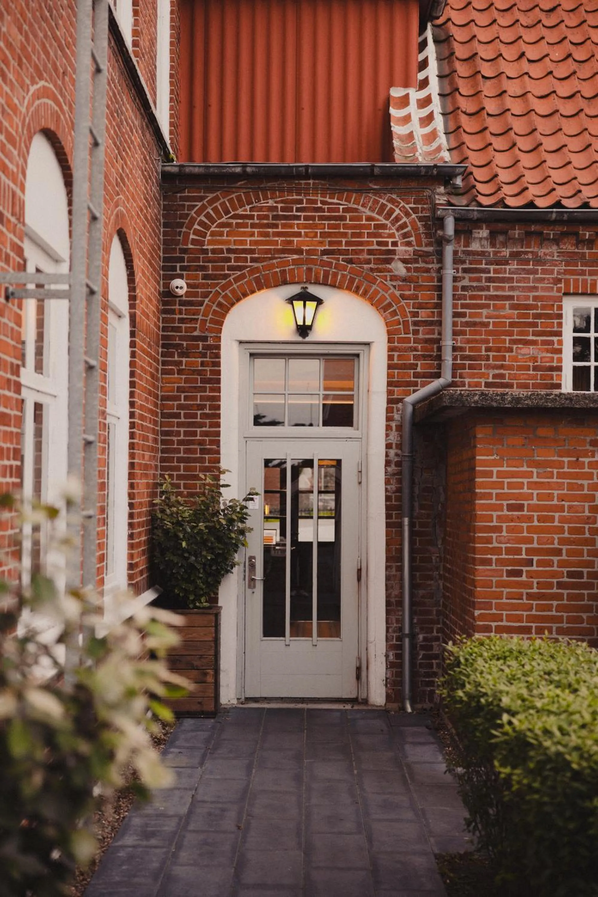 Facade/entrance in Brøndums Hotel