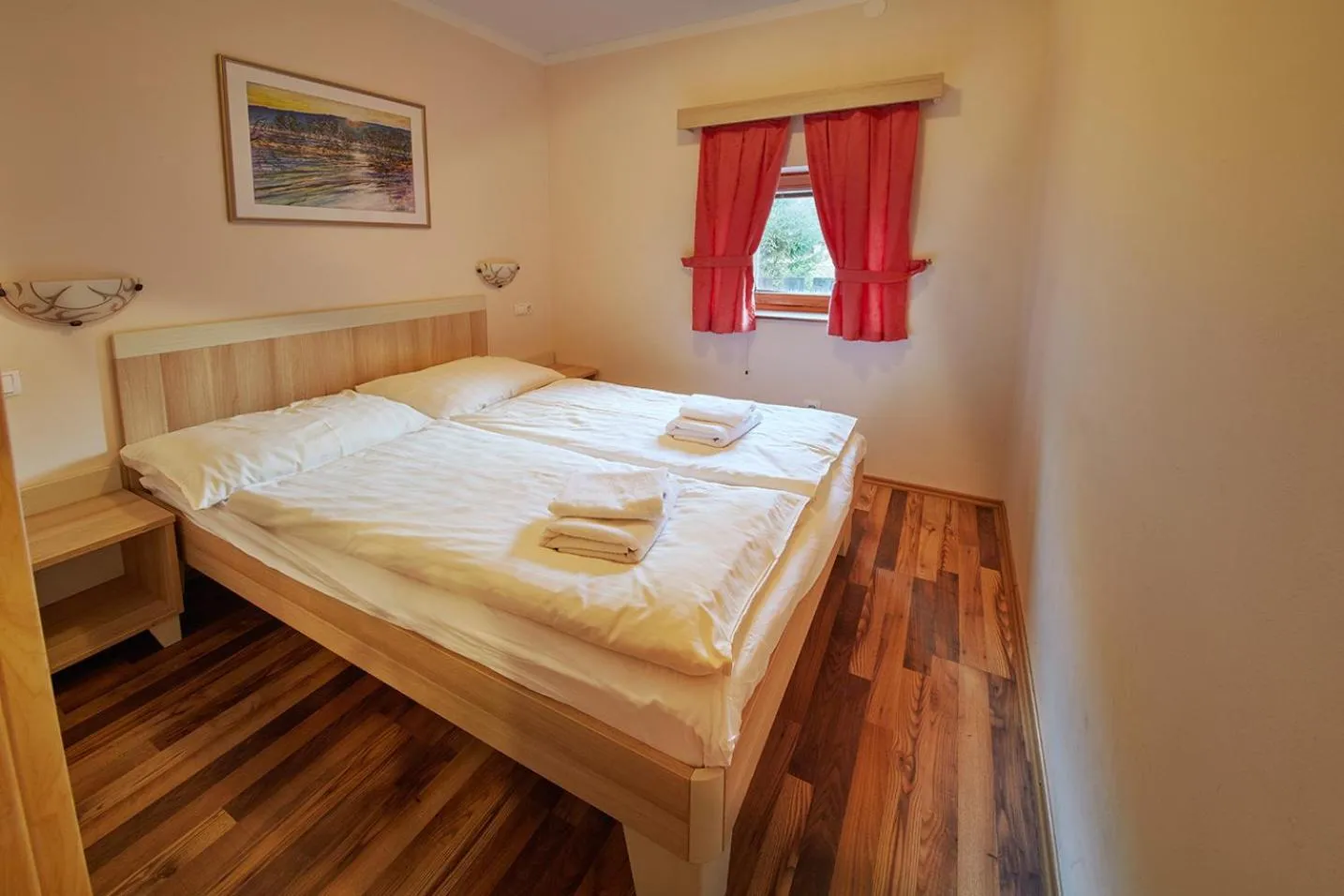 Bedroom, Bed in Rute Hotel and Apartments