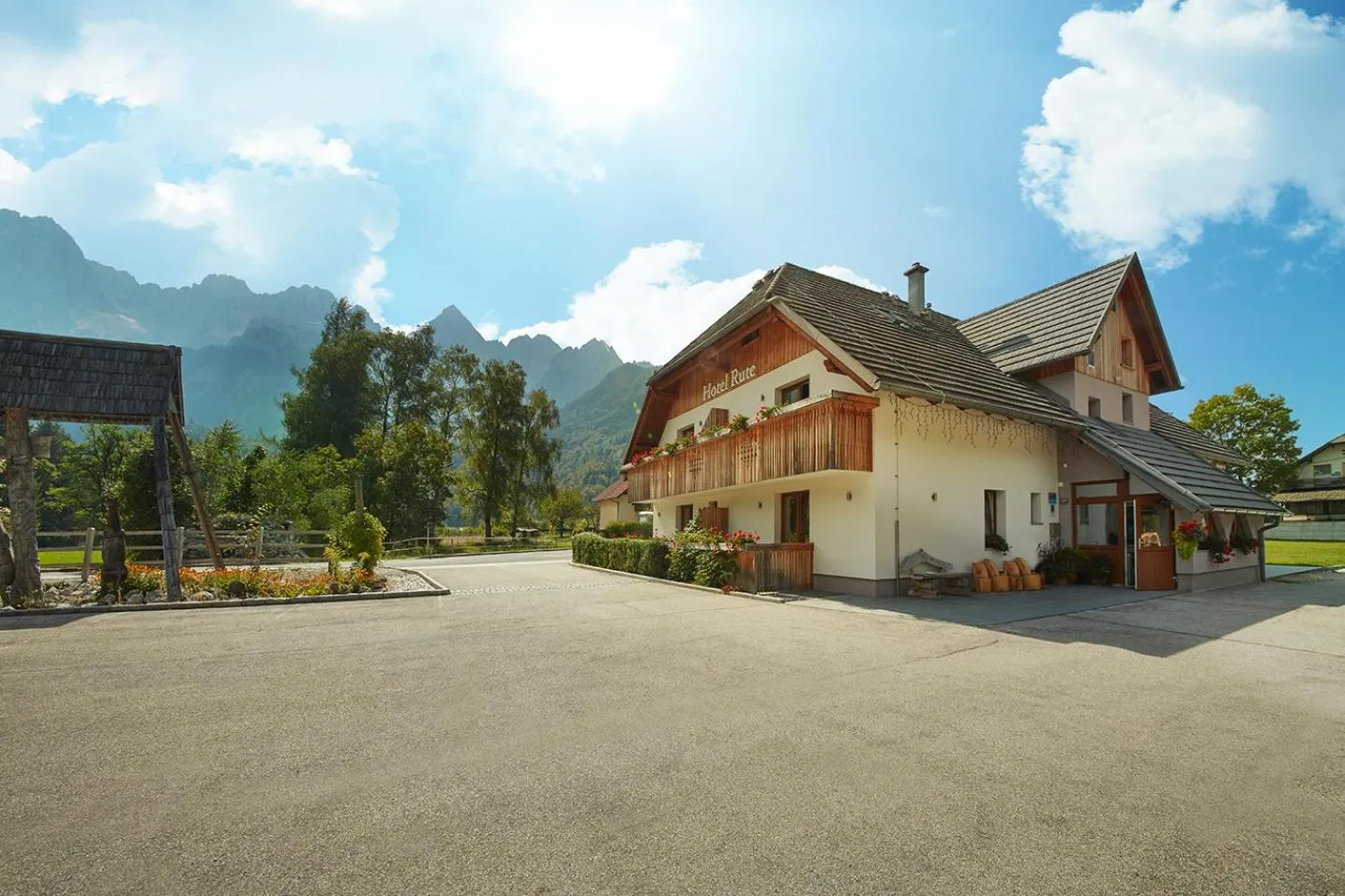 Mountain view in Rute Hotel and Apartments