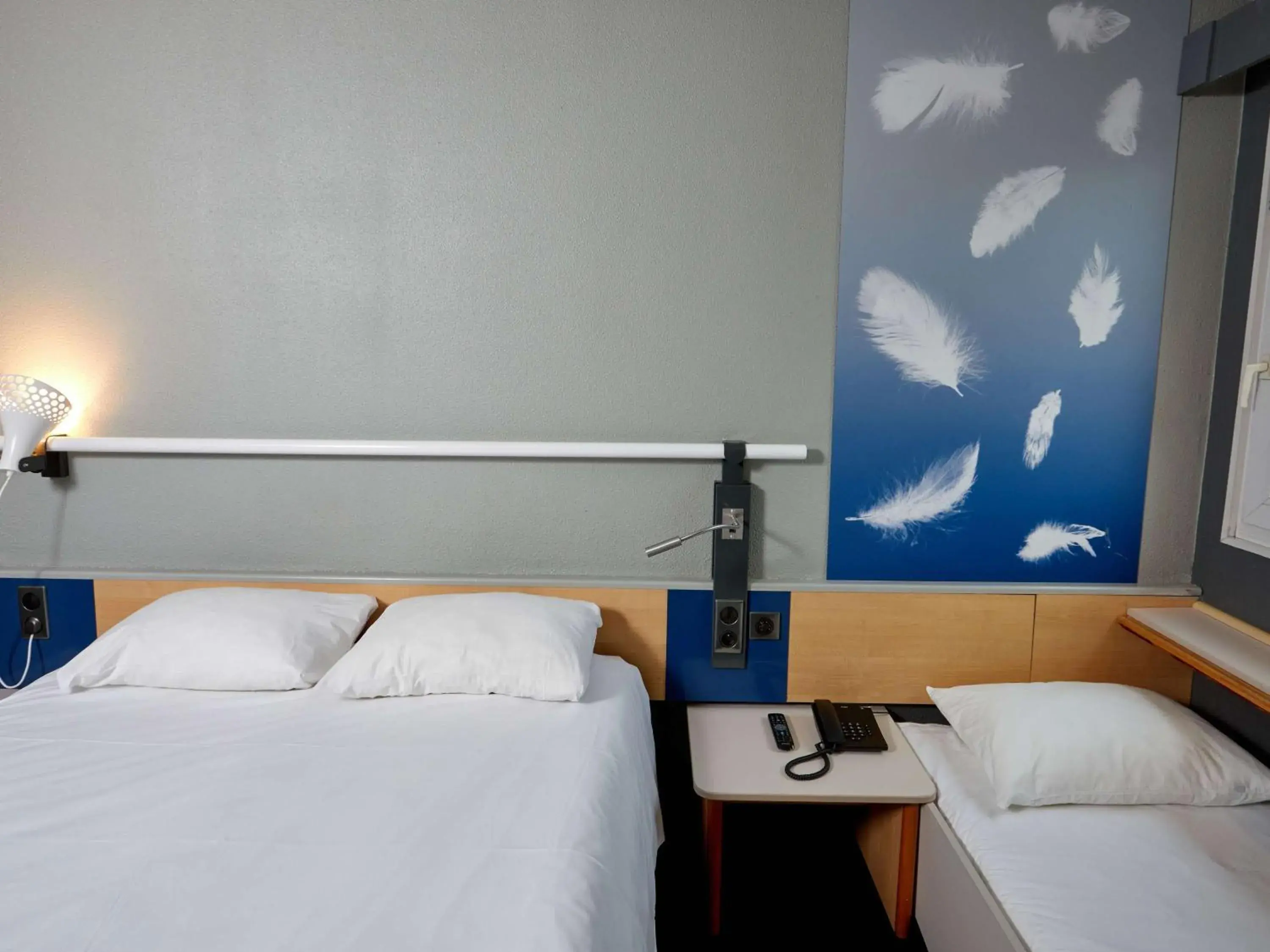 Double Room with Extra Bed - single occupancy in ibis Auxerre Sud Double Room with Extra Bed - single occupancy in ibis Auxerre Sud