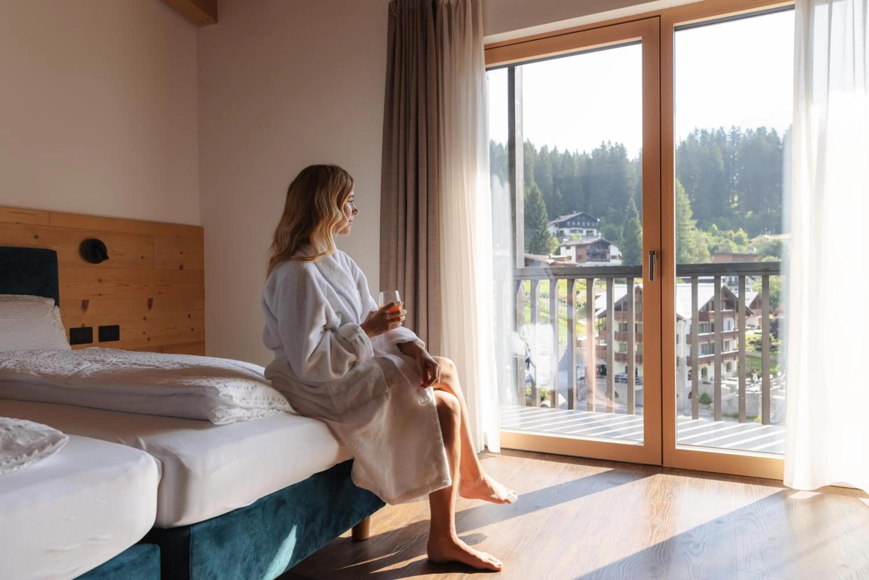 View (from property/room), Bed in Alpen Hotel Vidi