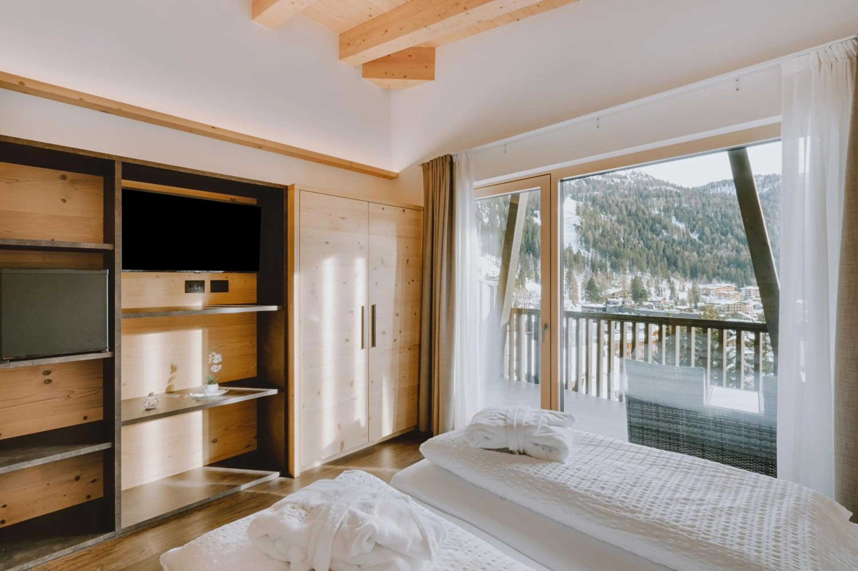 Bed in Alpen Hotel Vidi