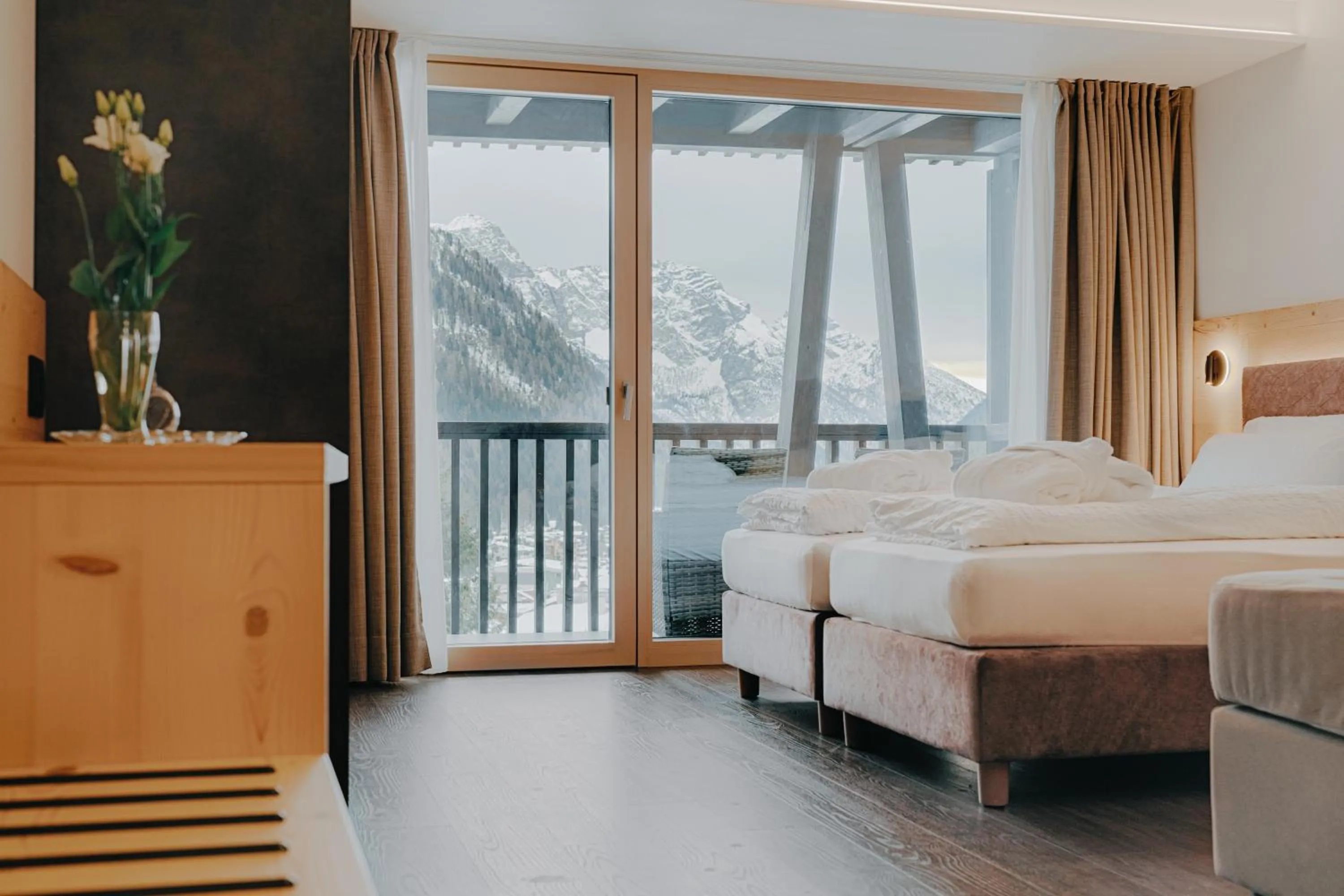 Bed in Alpen Hotel Vidi