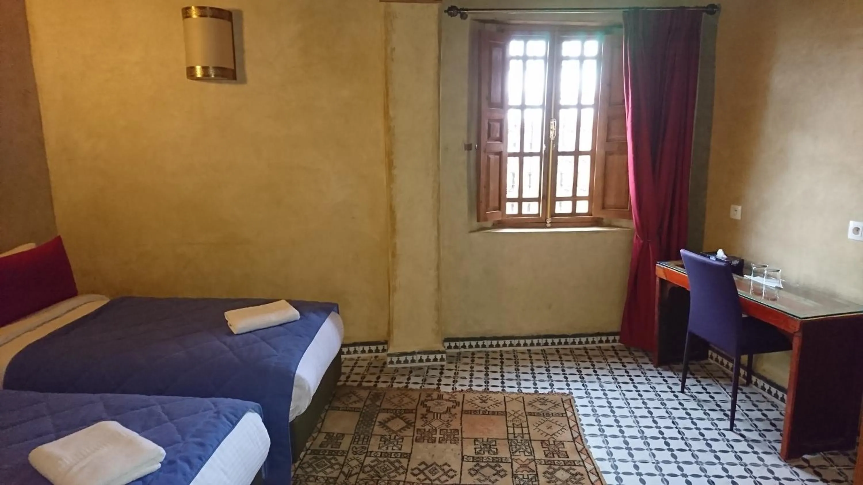 Staff, Bed in Riad jasmins & Spa