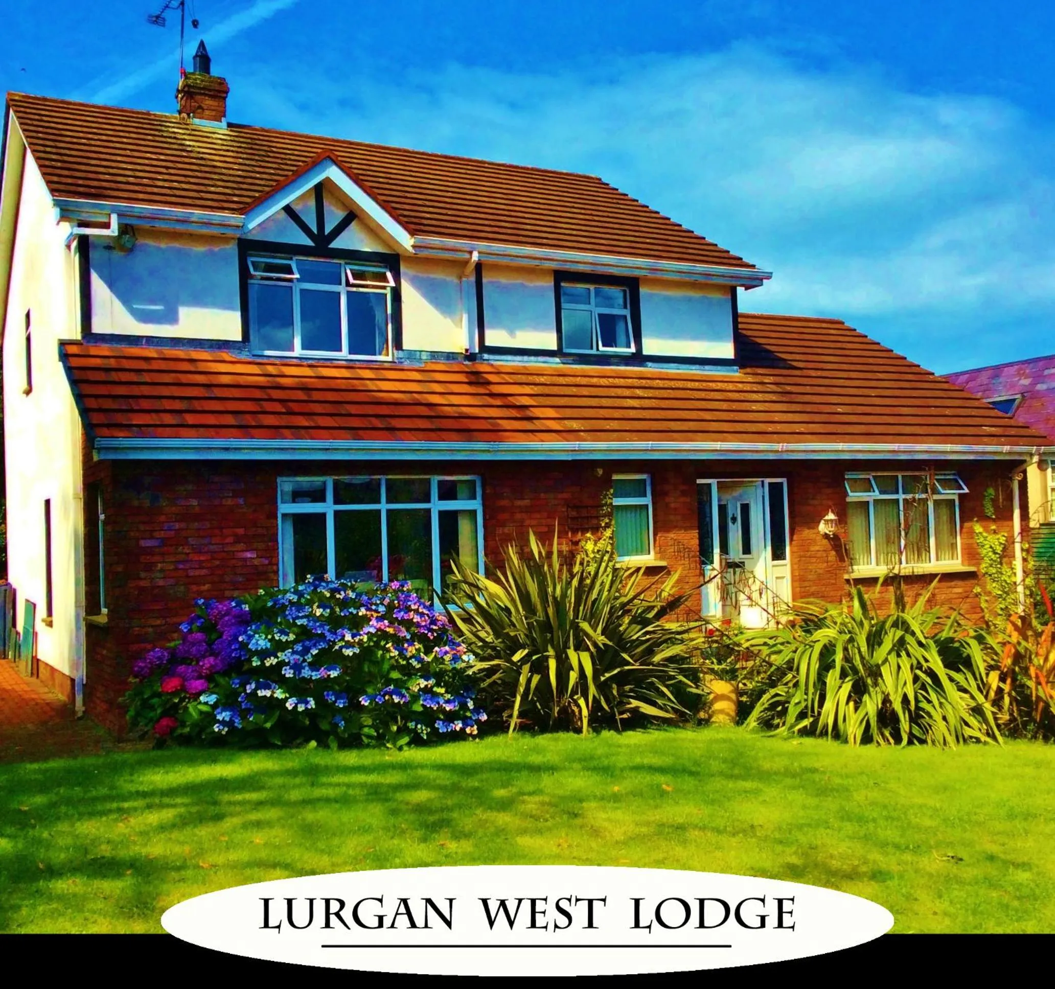 Facade/entrance in Lurgan West Lodge