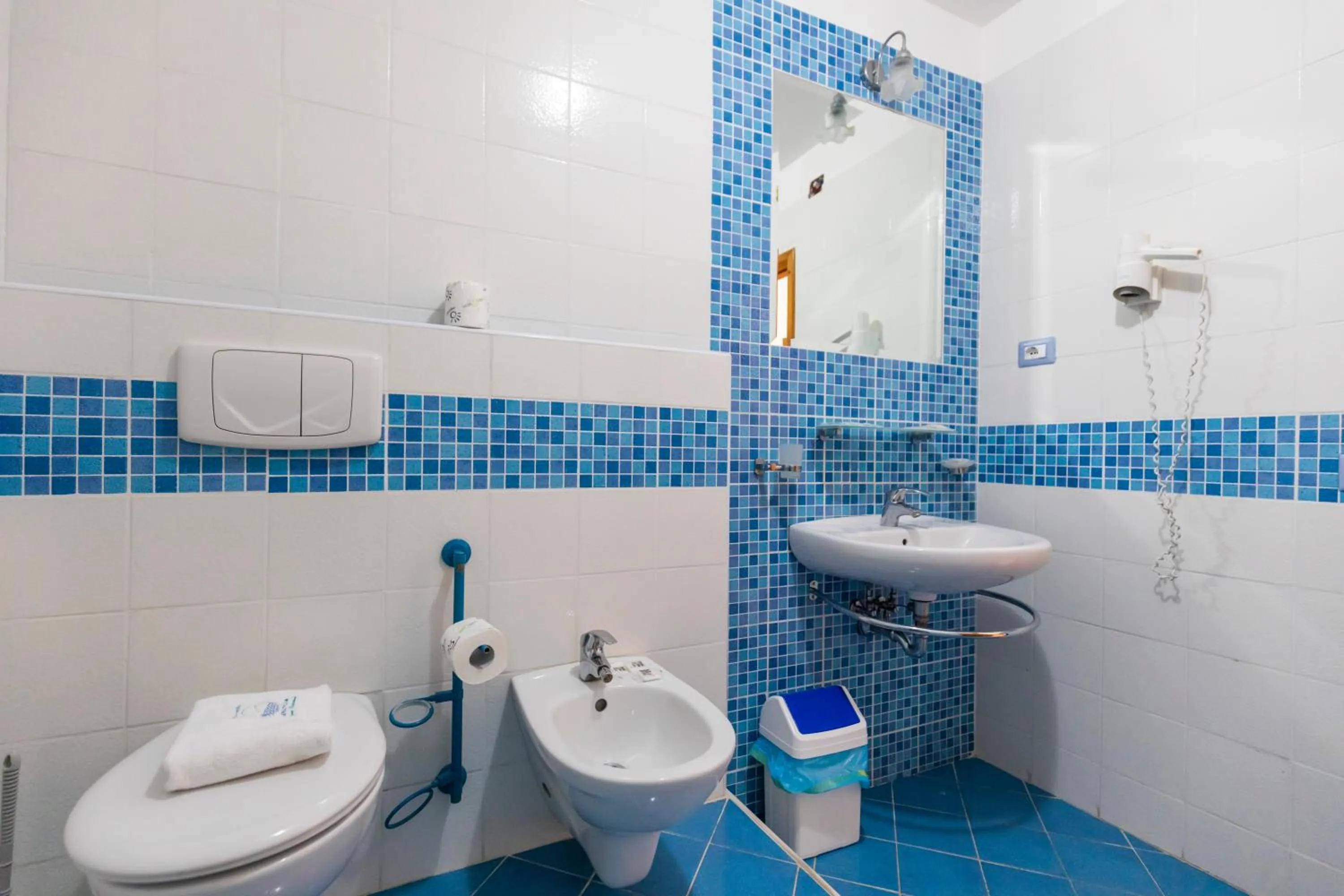 Bathroom in Hotel Calabrisella