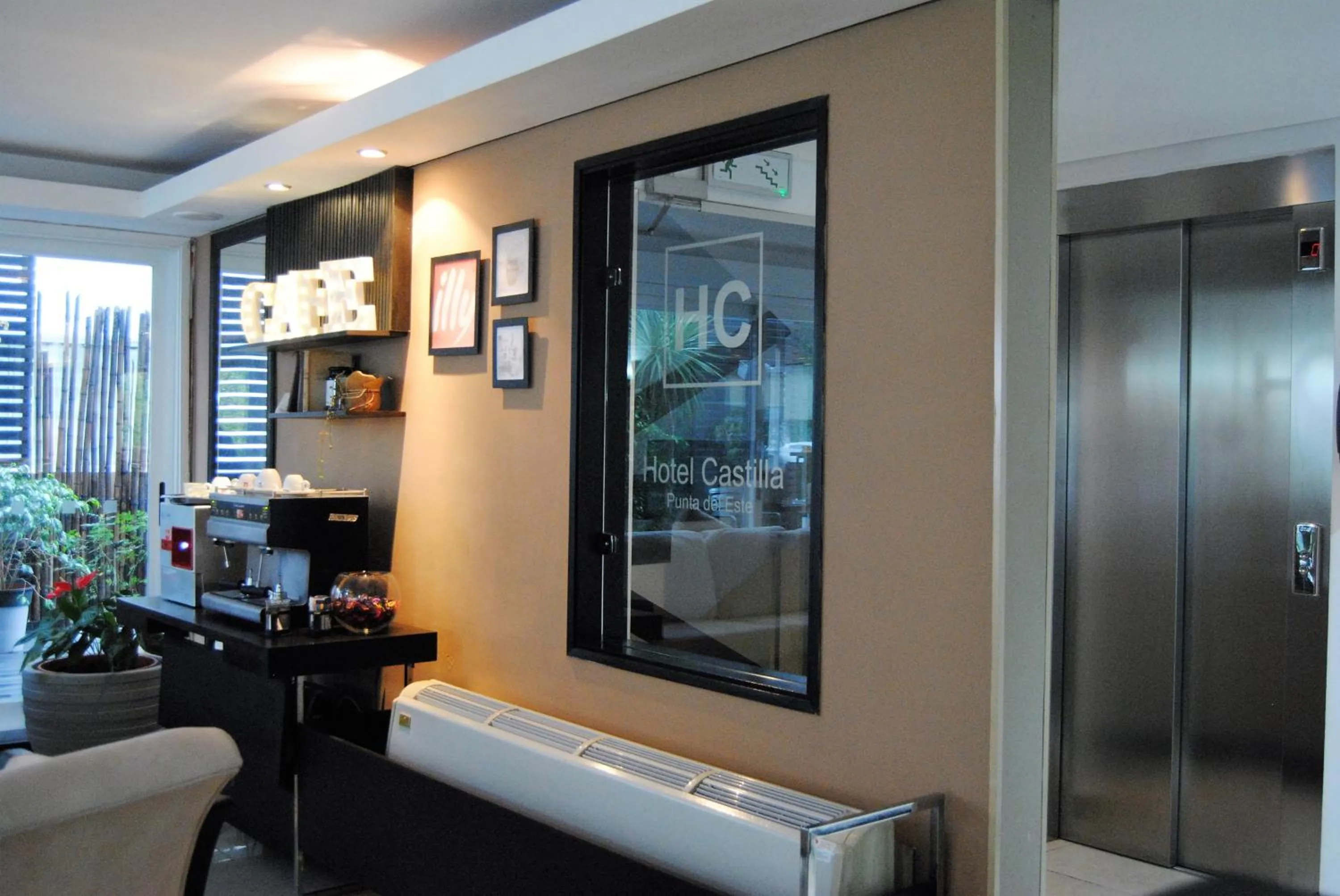 Property building in Hotel Castilla