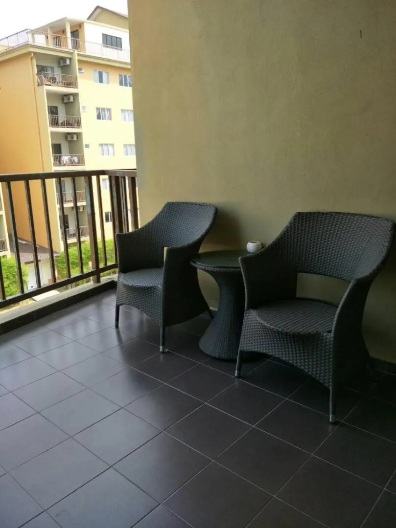 Balcony/Terrace in Lala House, Gold Coast Morib Resort